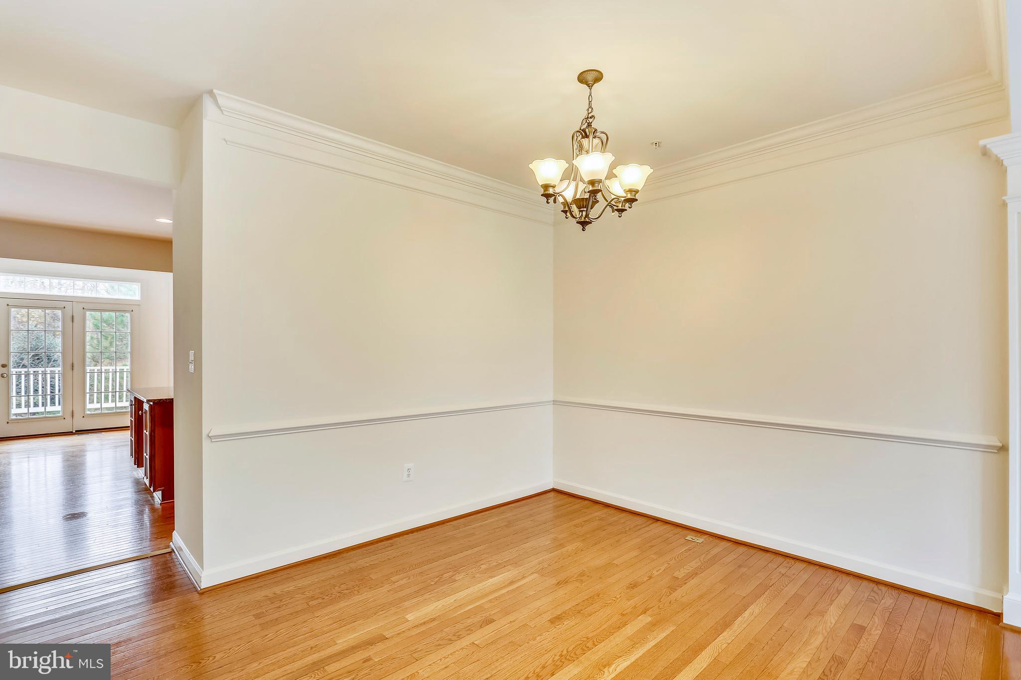 MONTGOMERY WHITE OAK - Residential