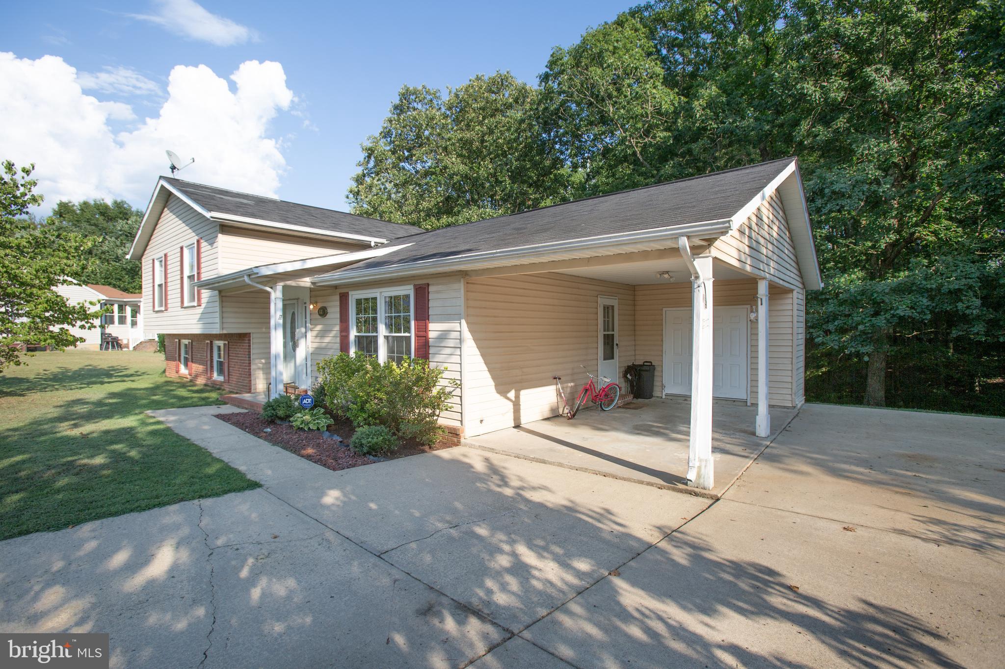 CHANCELLOR GREEN - Residential