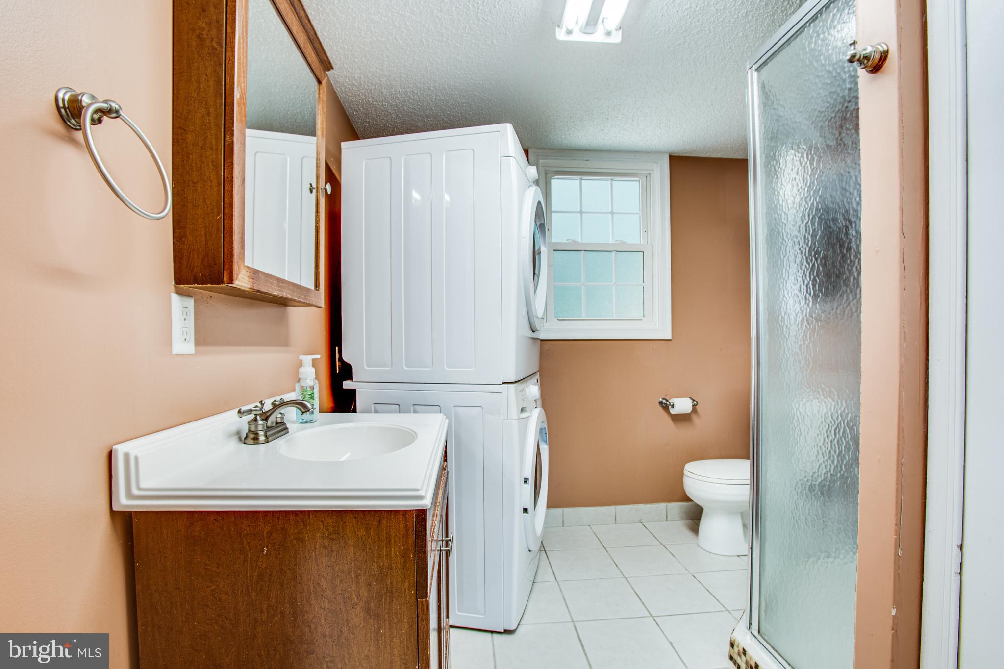 CHANCELLOR GREEN - Residential