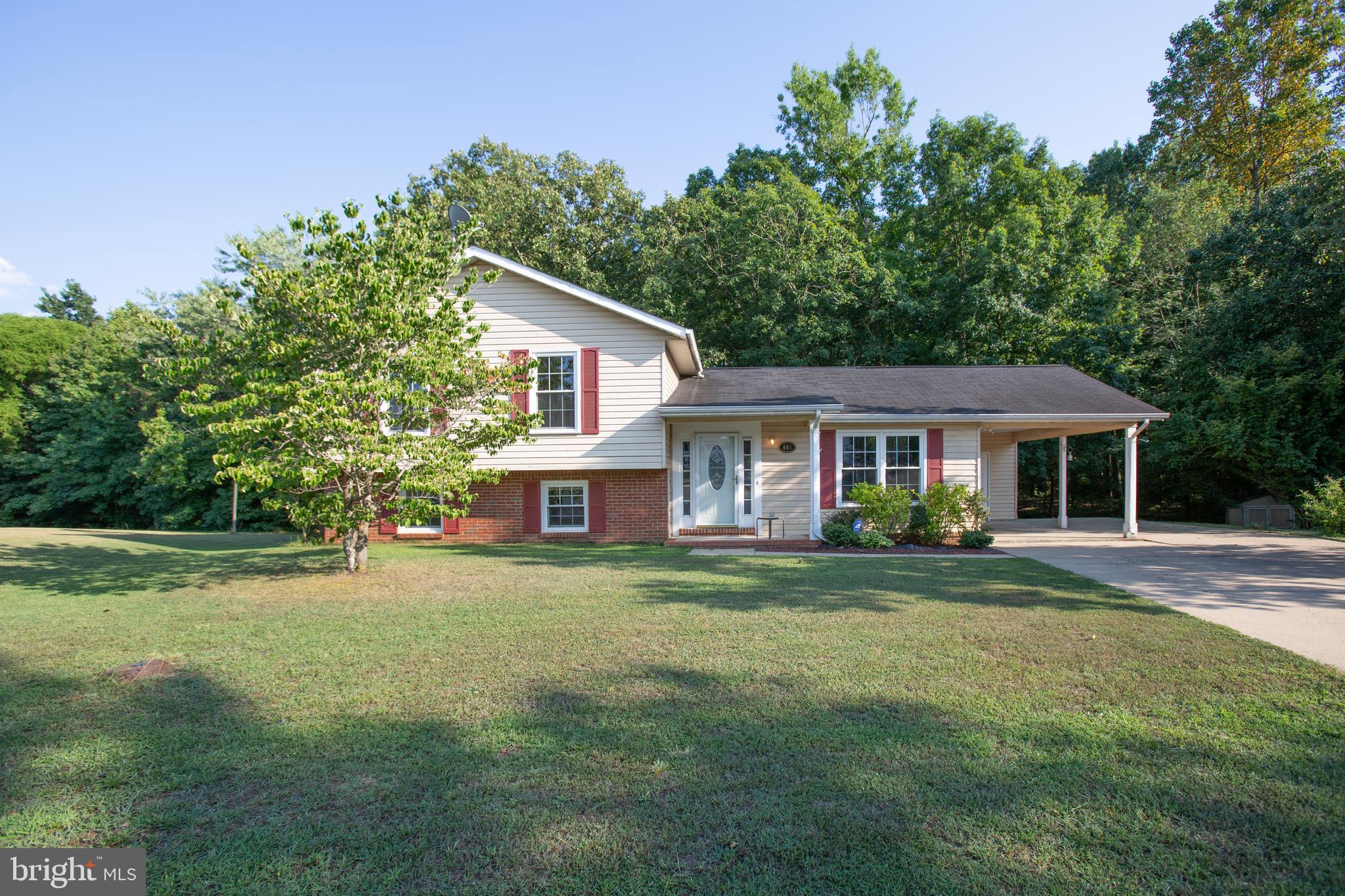 CHANCELLOR GREEN - Residential