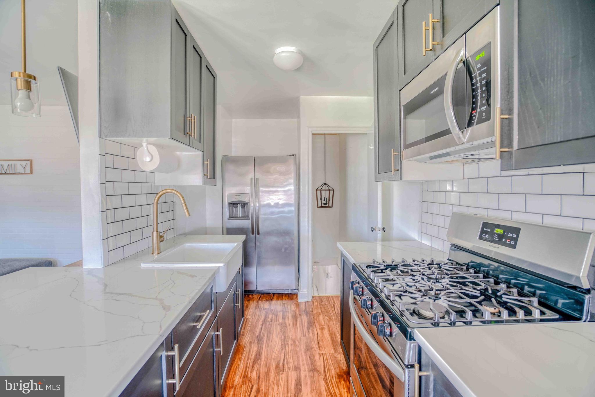 MAYFAIR - Residential