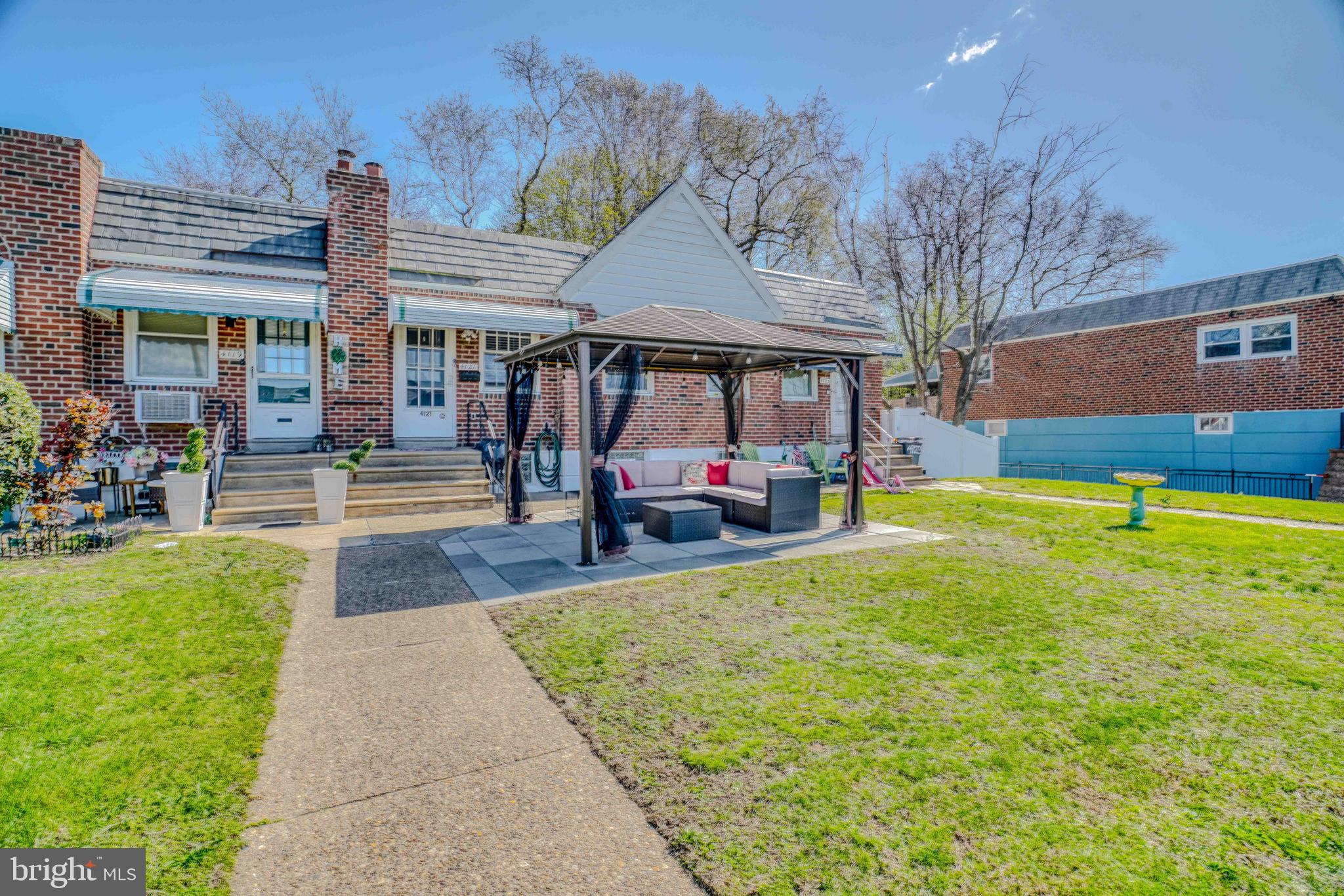 MAYFAIR - Residential