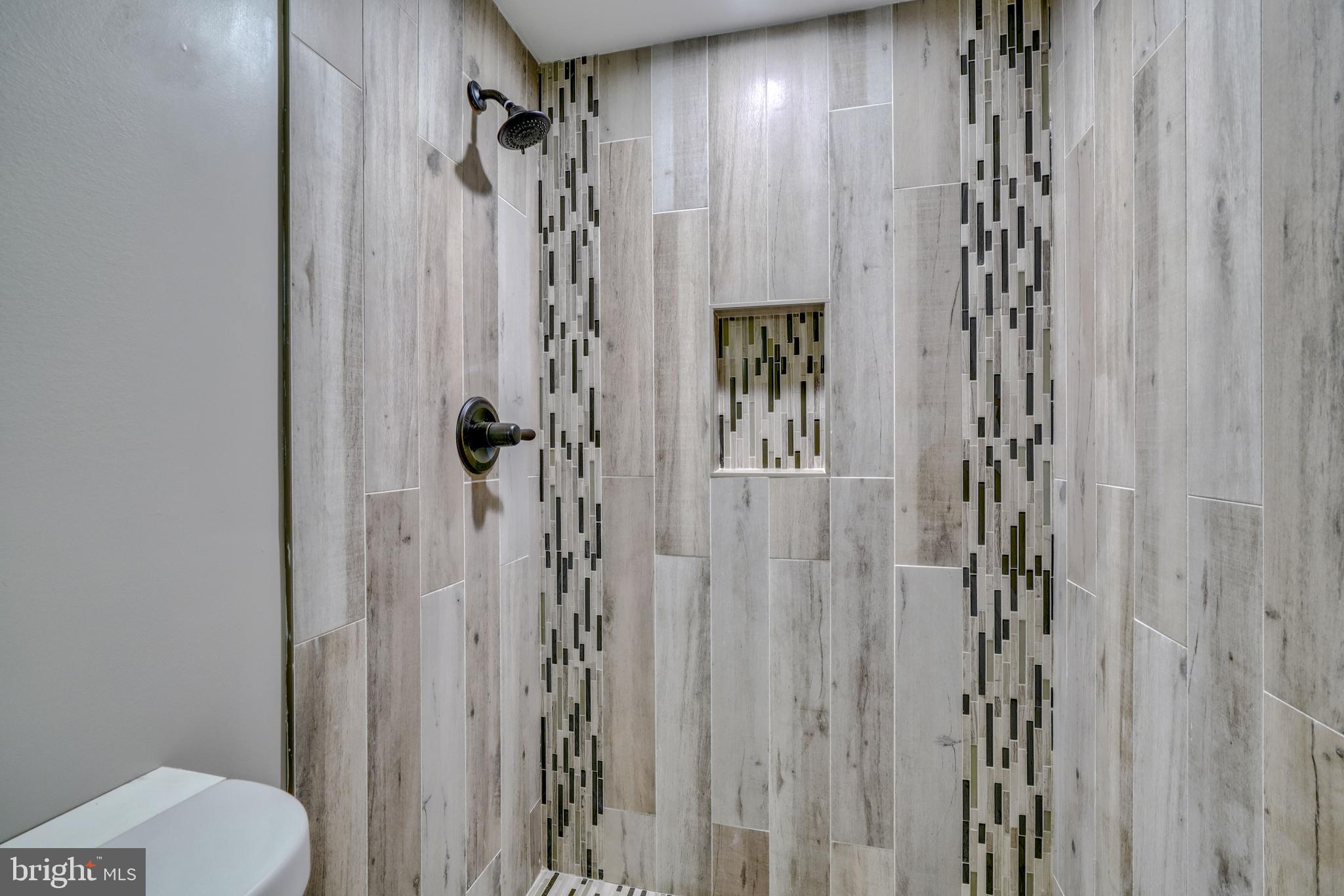 HAMPDEN HISTORIC DISTRICT - Residential