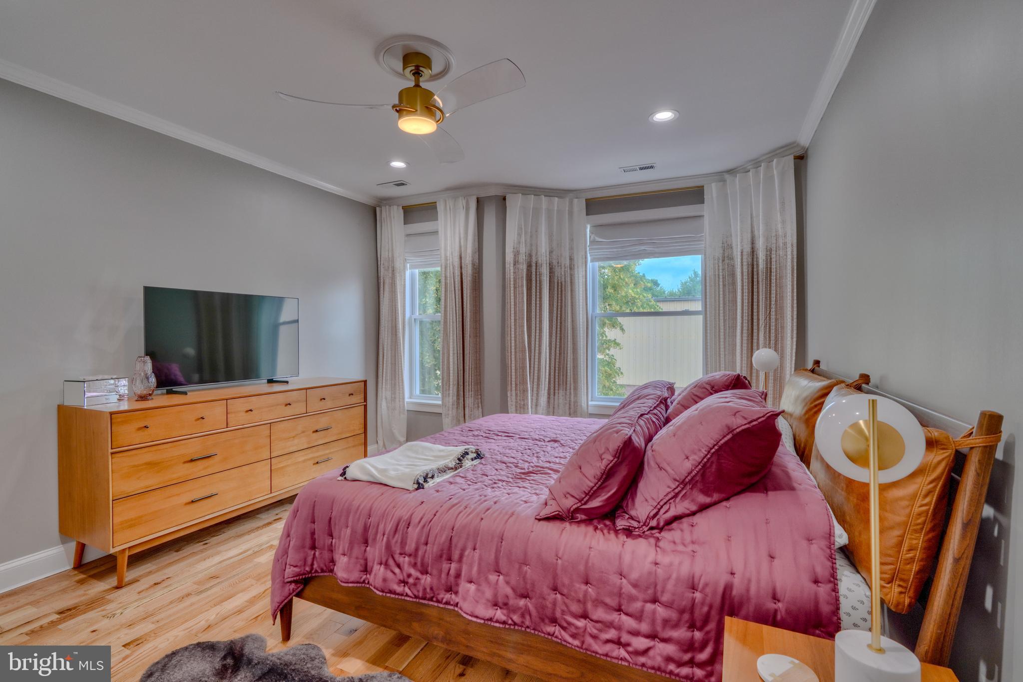 HAMPDEN HISTORIC DISTRICT - Residential