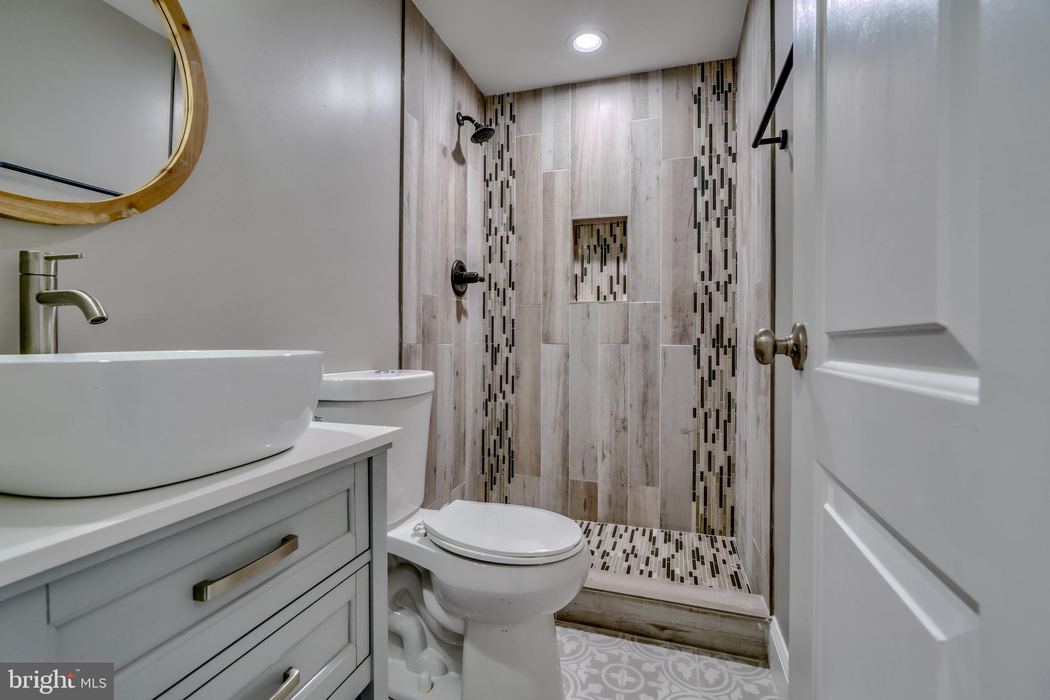 HAMPDEN HISTORIC DISTRICT - Residential