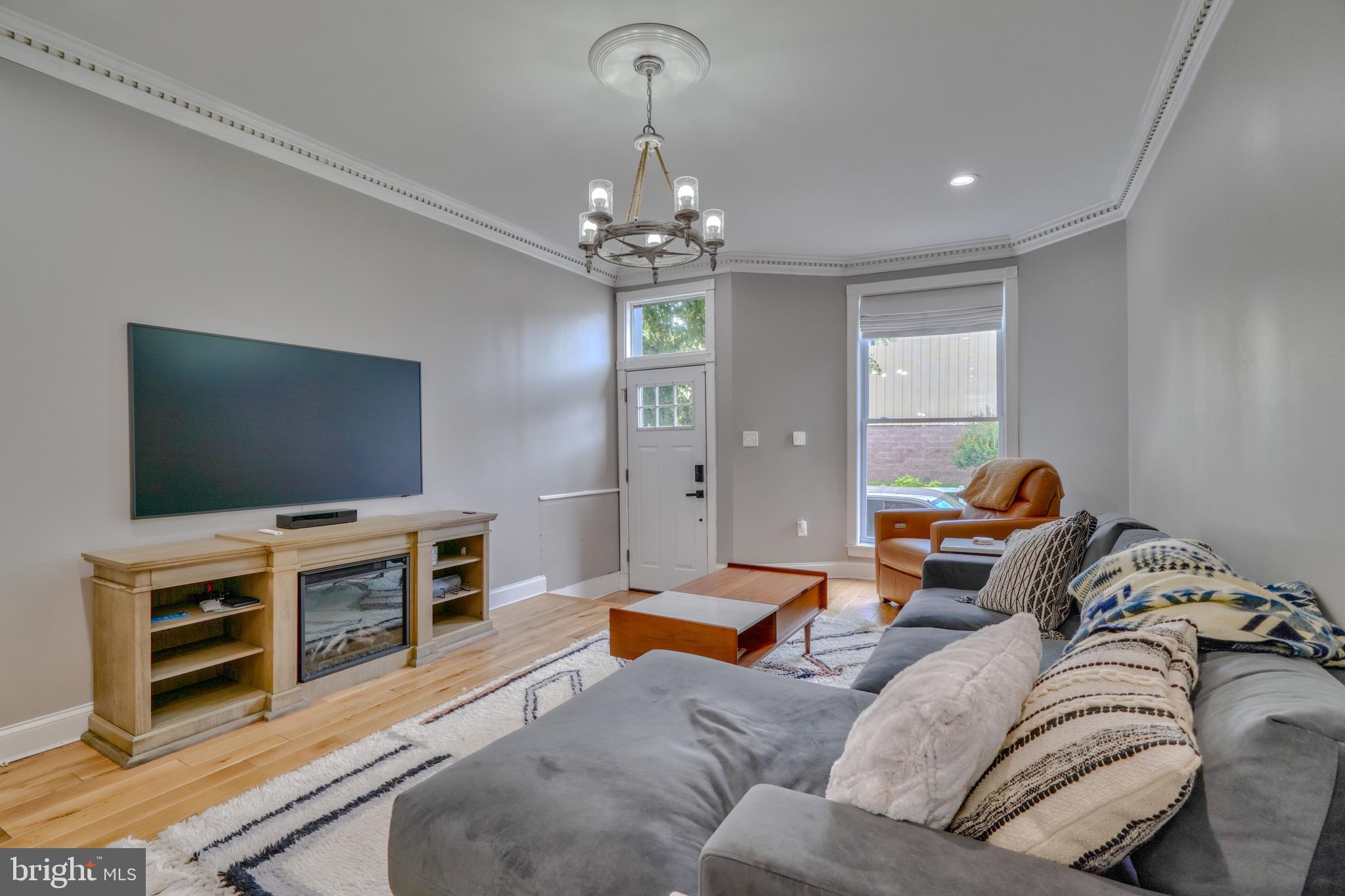 HAMPDEN HISTORIC DISTRICT - Residential