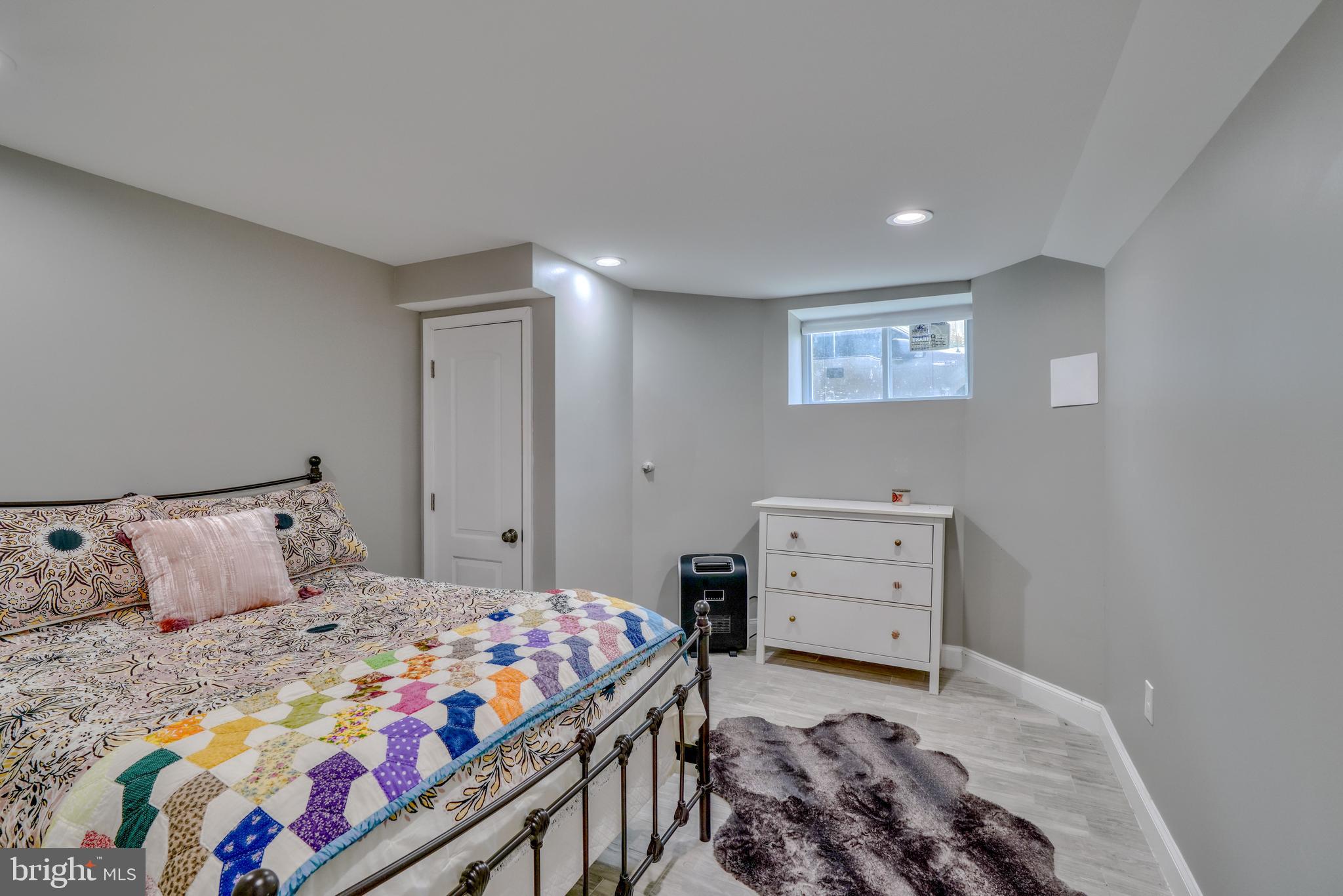 HAMPDEN HISTORIC DISTRICT - Residential