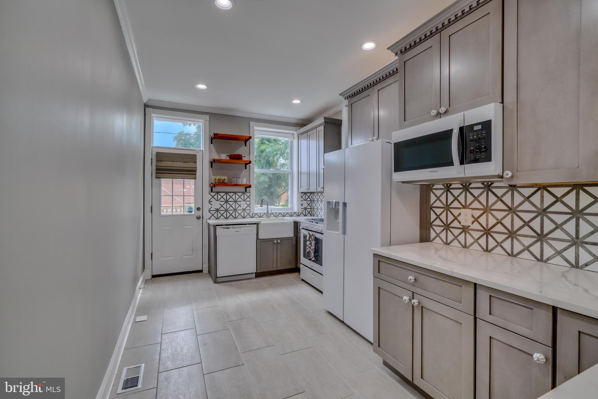 HAMPDEN HISTORIC DISTRICT - Residential