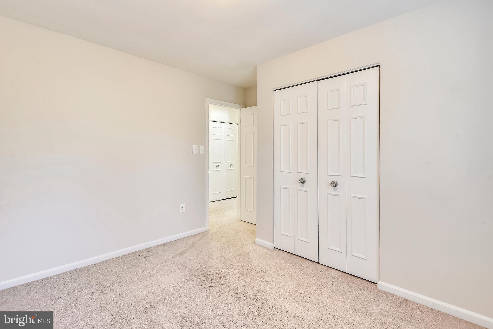 ADAMS WALK - Residential