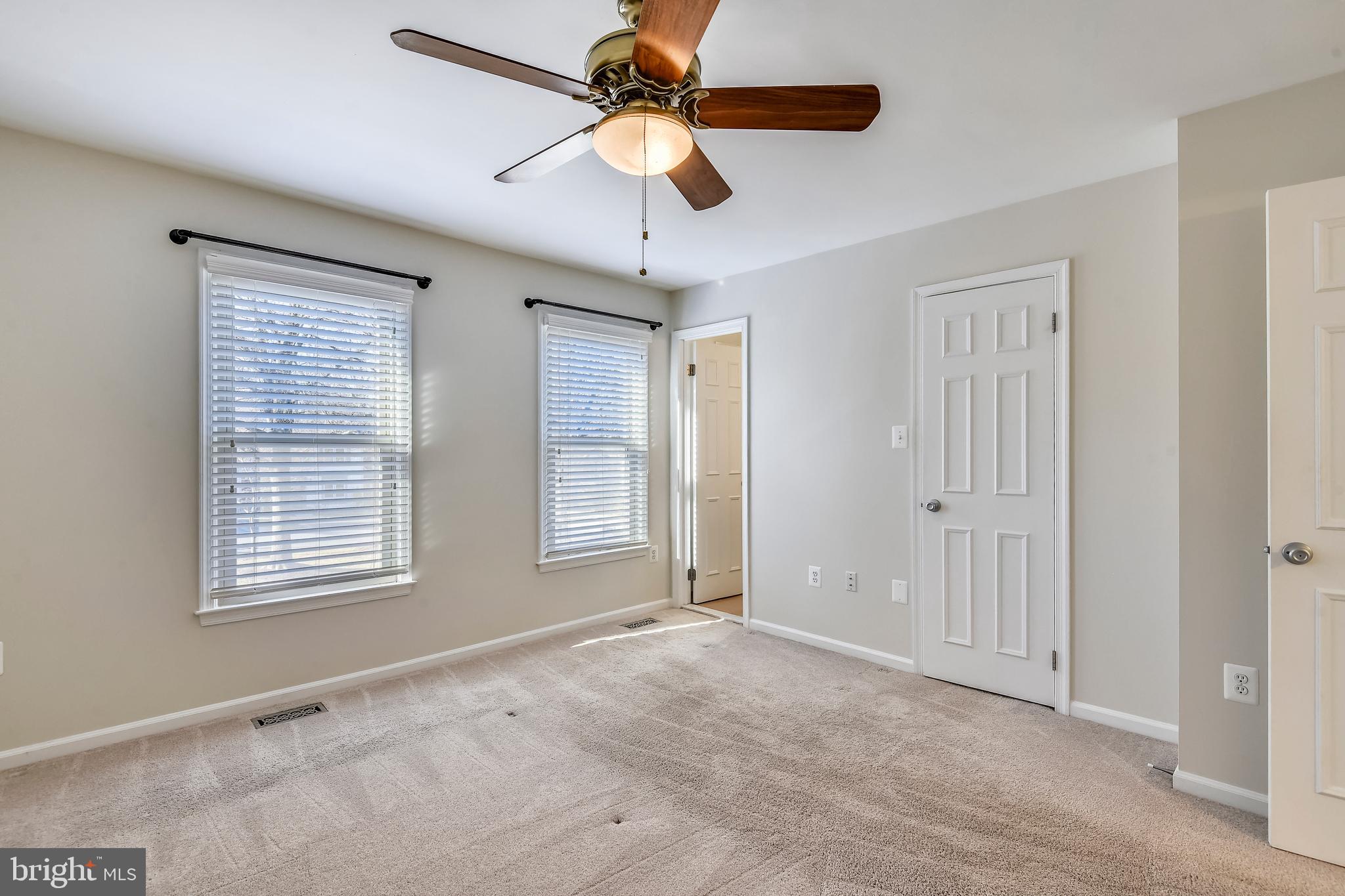 ADAMS WALK - Residential