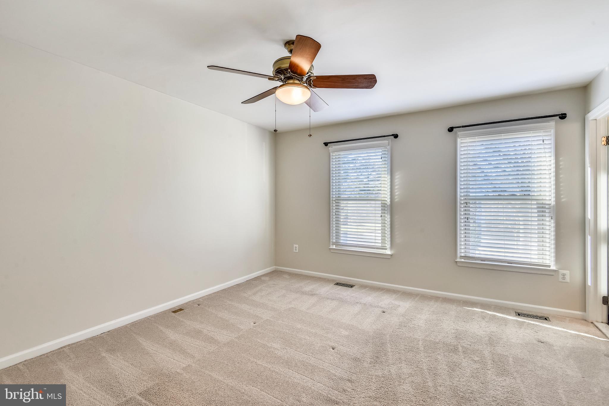 ADAMS WALK - Residential