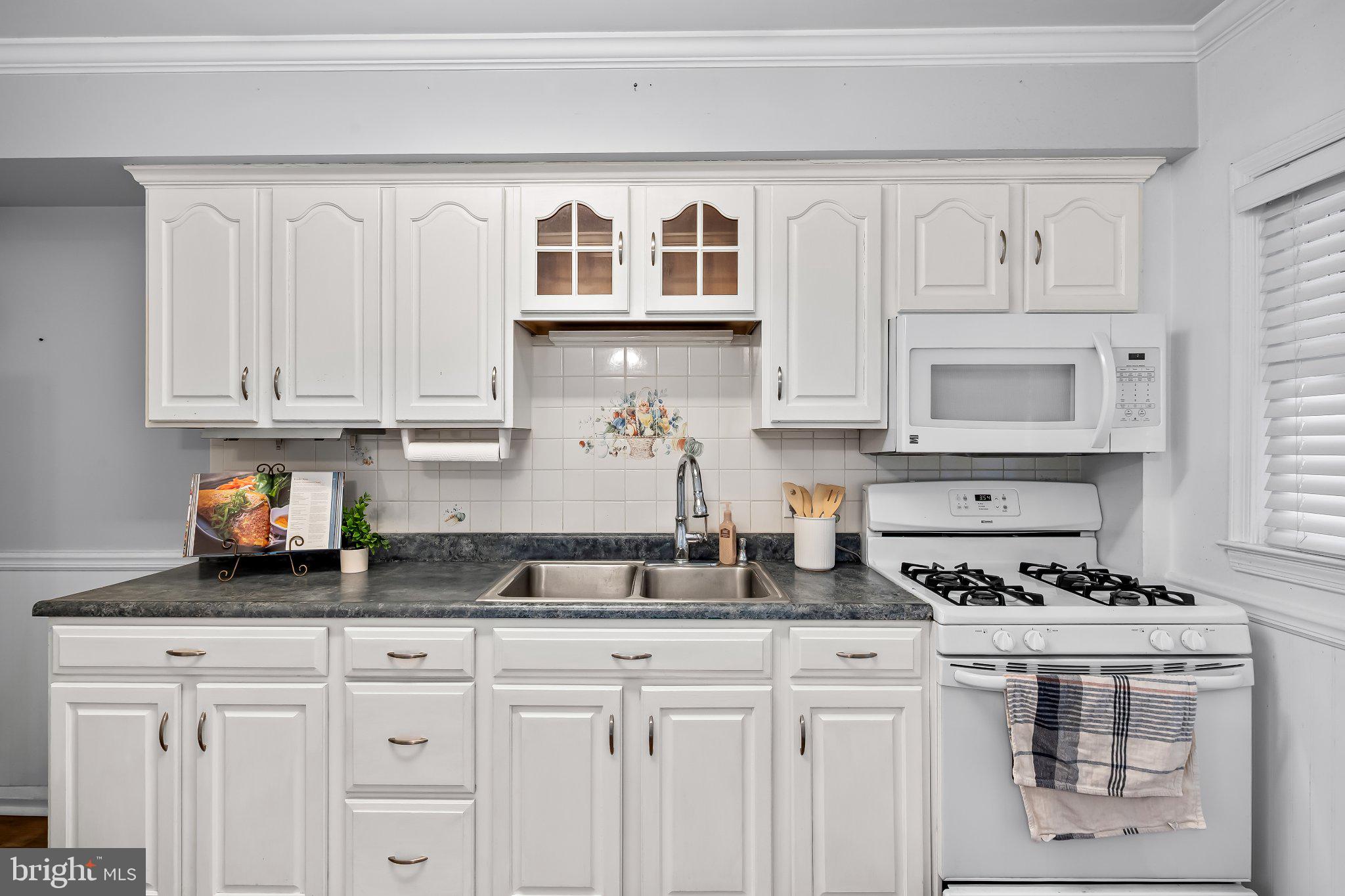 EASTWOOD - Residential