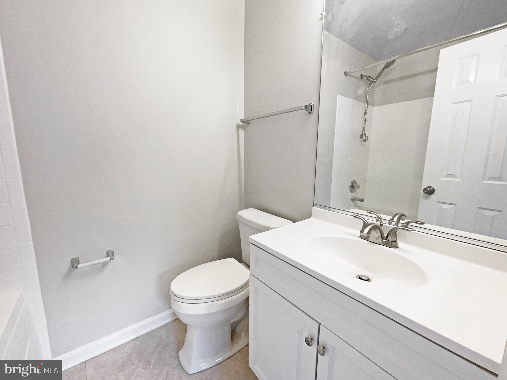 GLENARDEN TOWNS - Residential