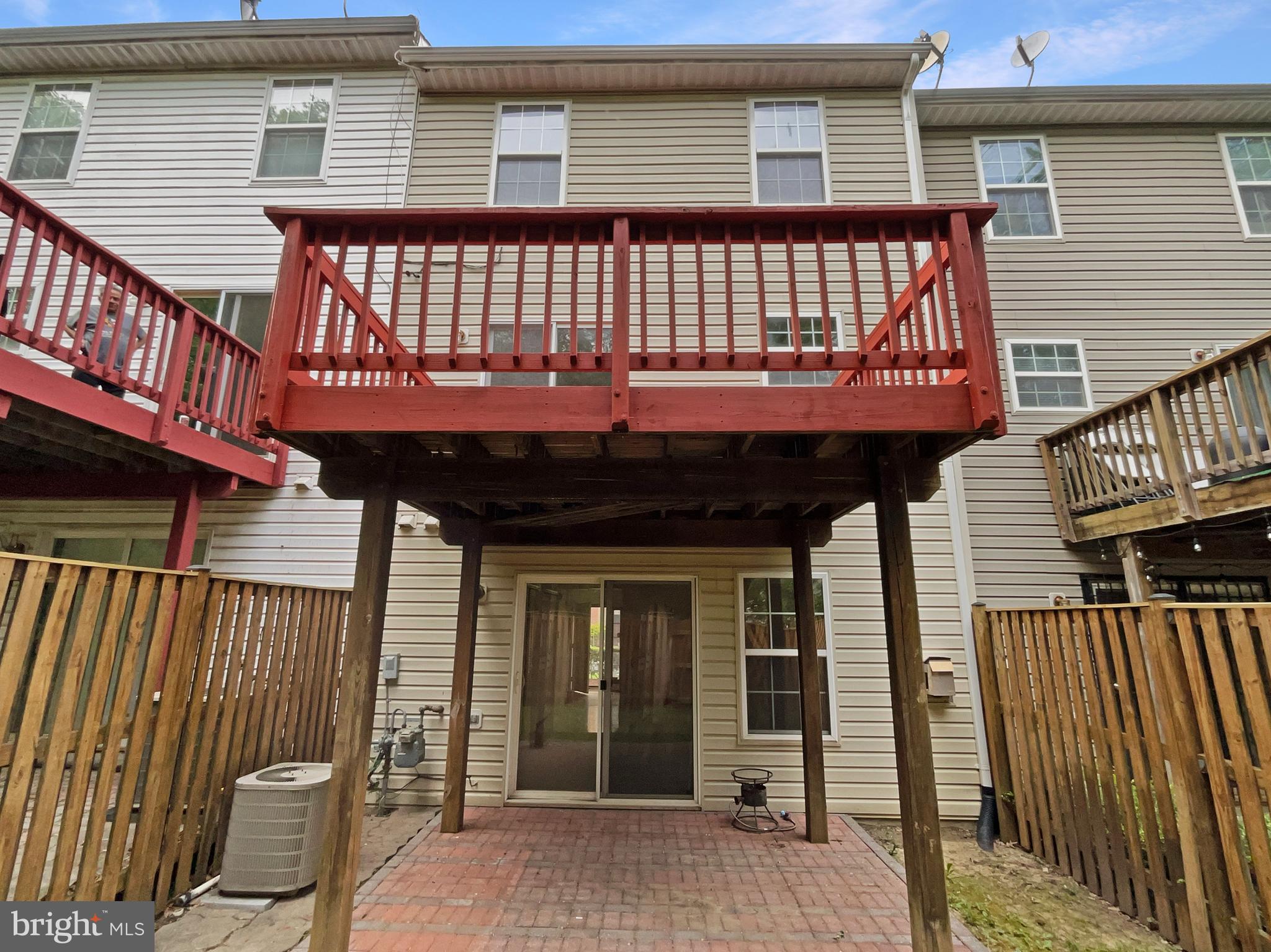 GLENARDEN TOWNS - Residential