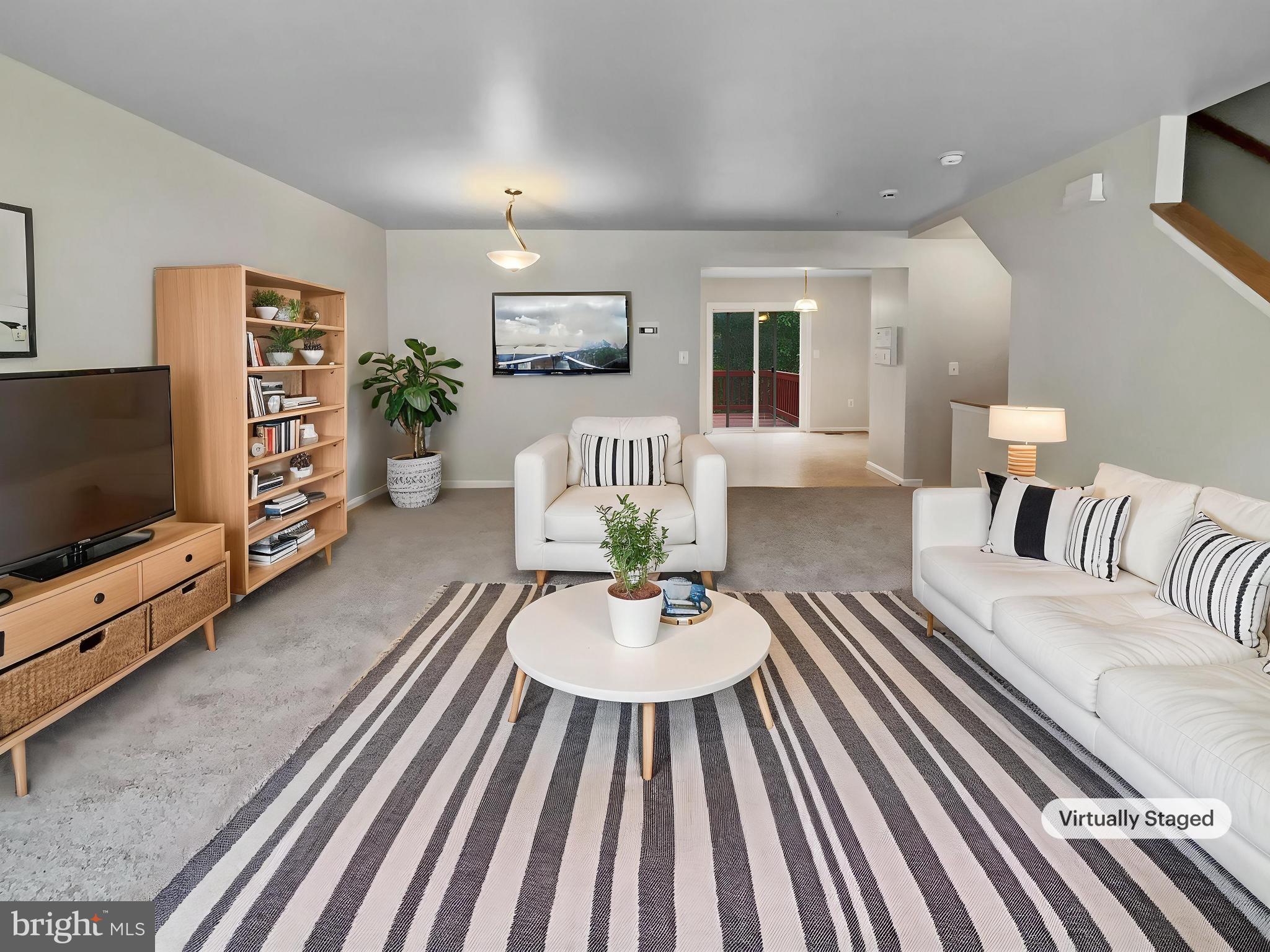 GLENARDEN TOWNS - Residential