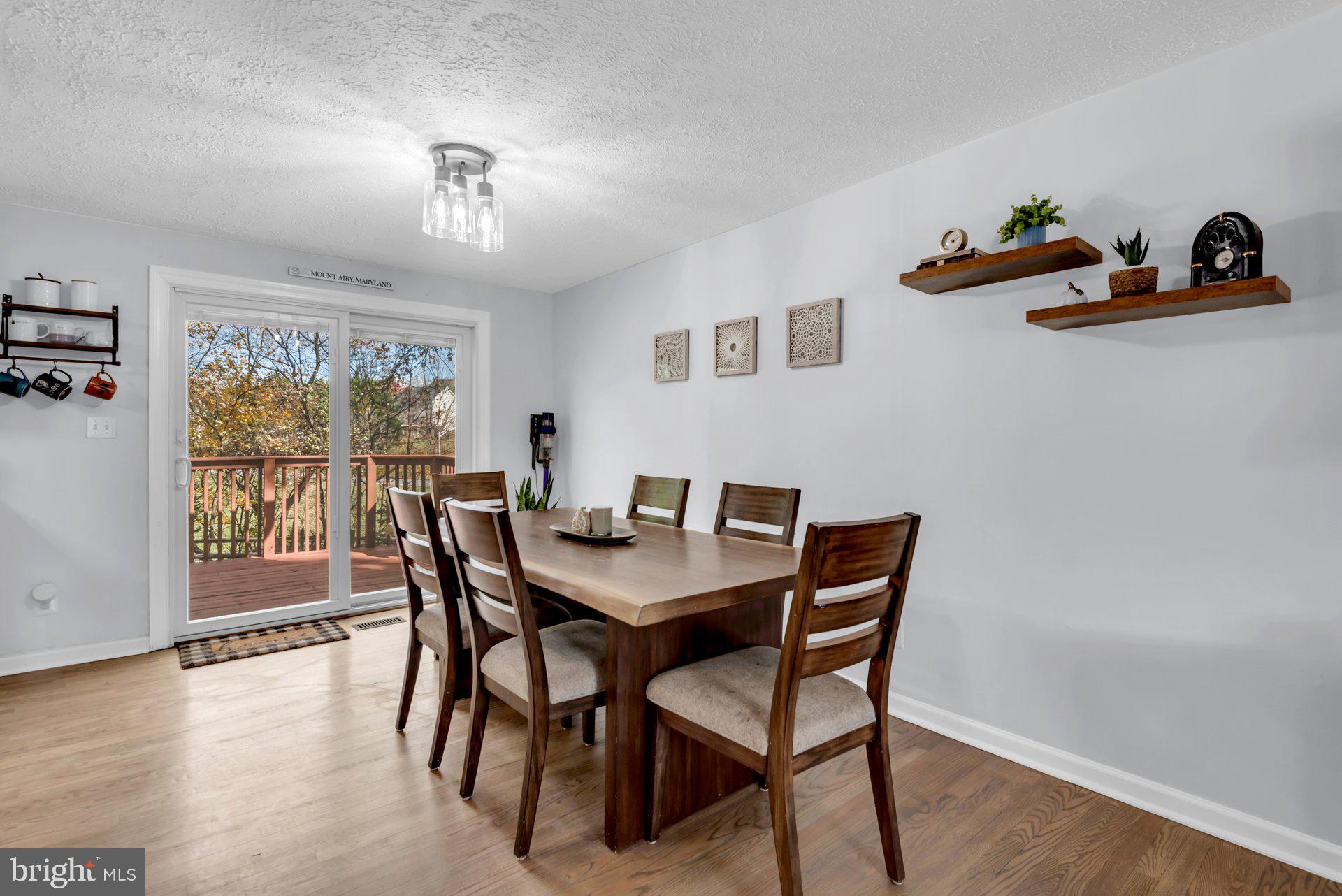 MERRIDALE GARDENS - Residential