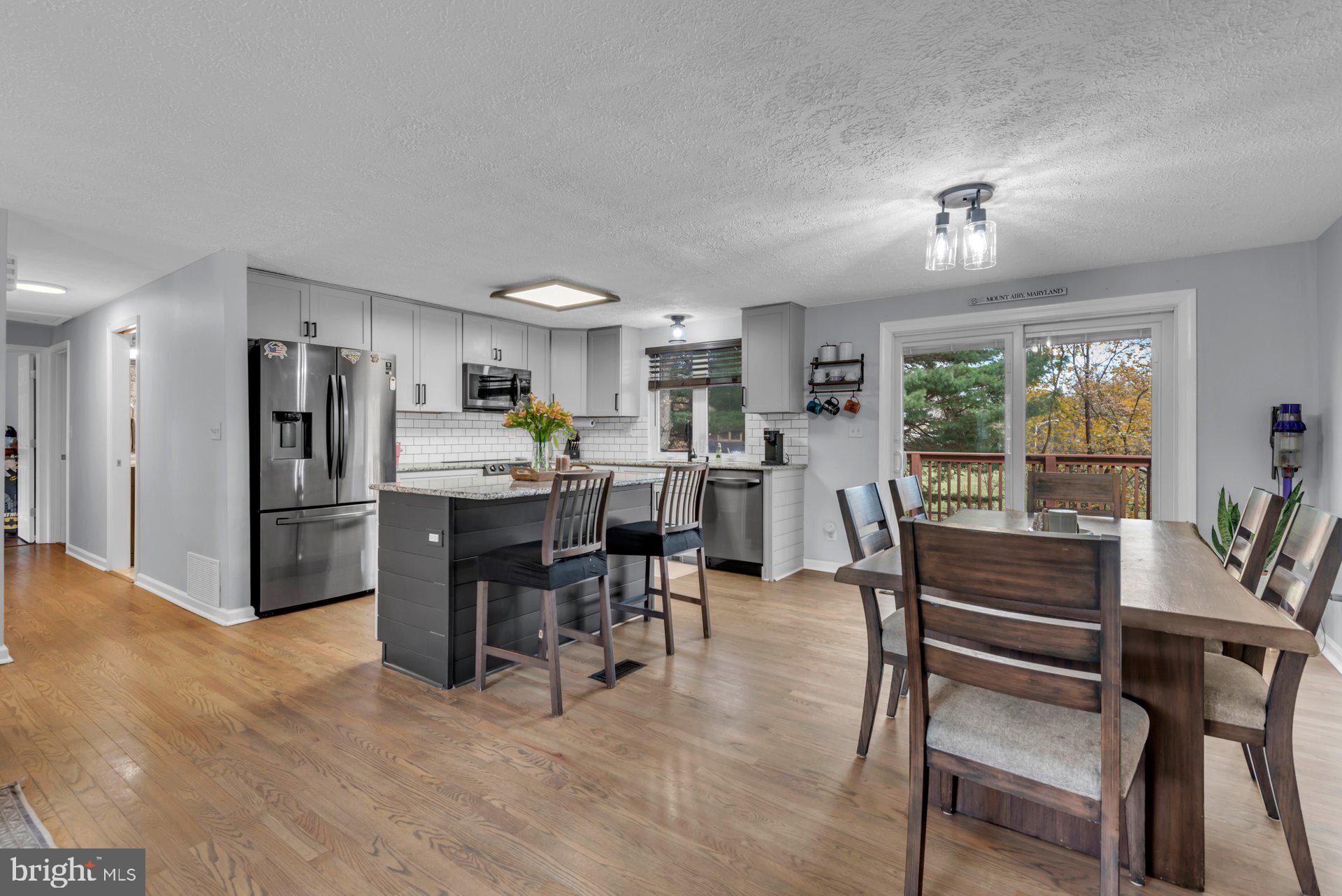 MERRIDALE GARDENS - Residential