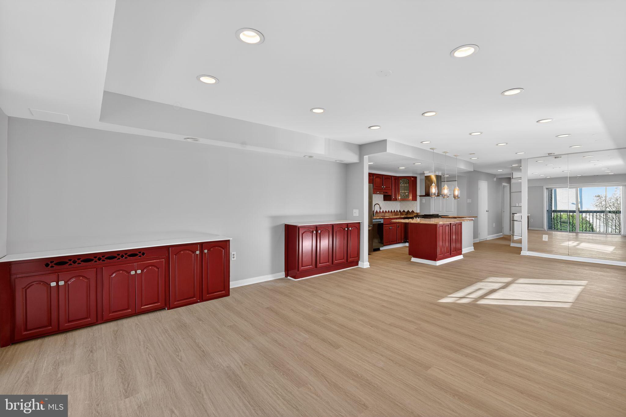 10320 WESTLAKE DRIVE E103