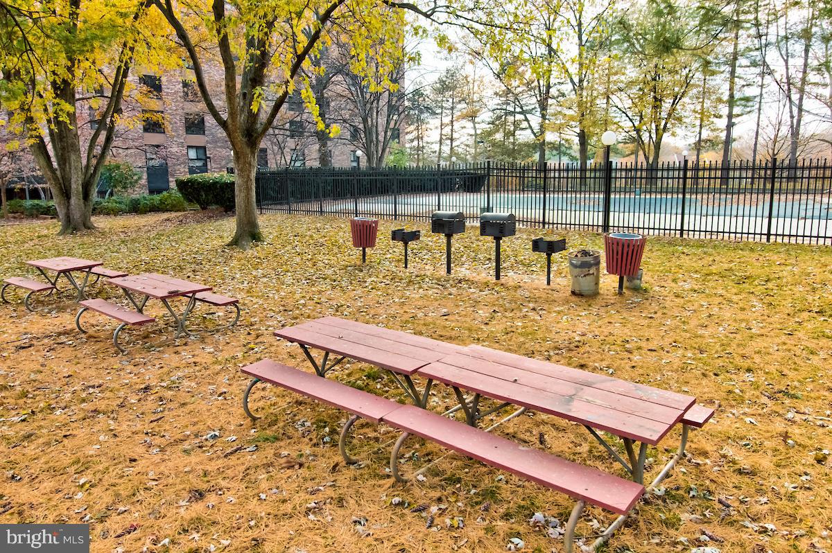 10320 WESTLAKE DRIVE E103