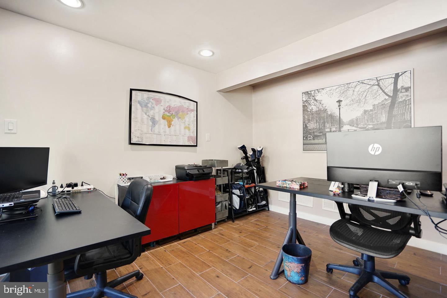 BEN FRANKLIN PARK - Residential