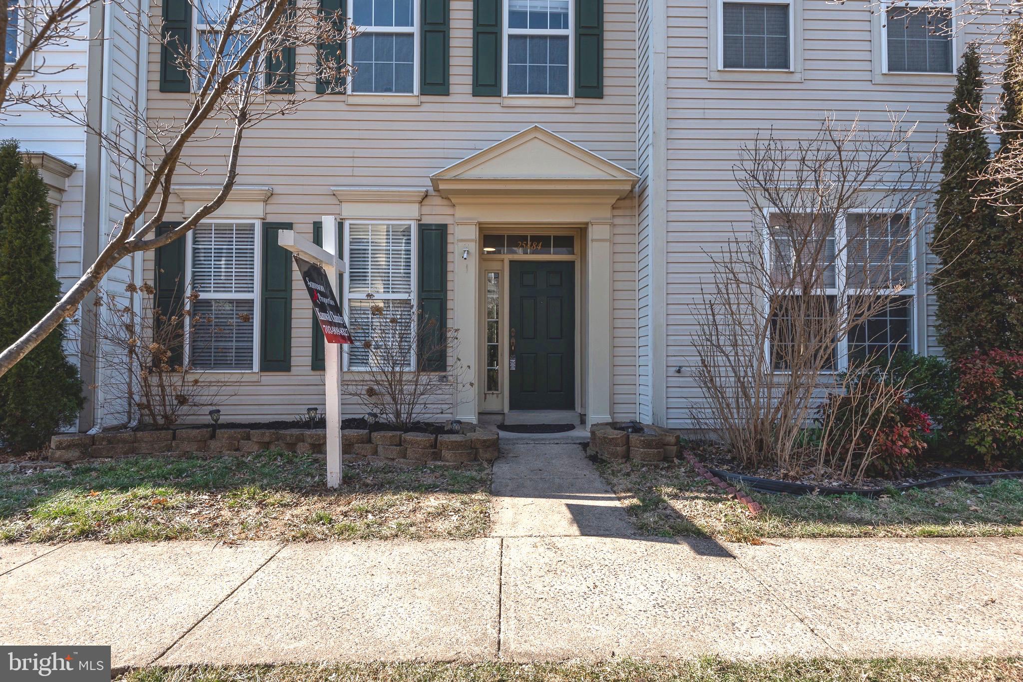 SOUTH RIDING - Residential