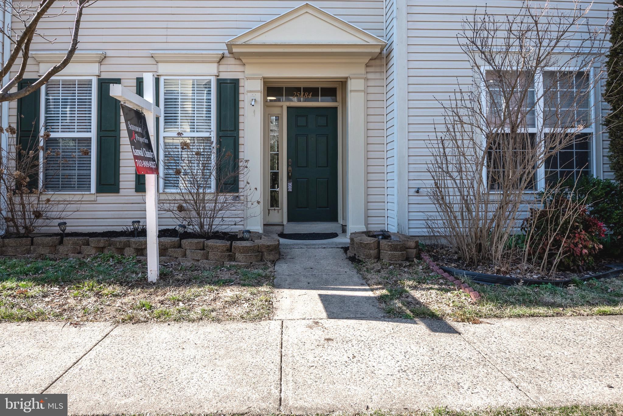 SOUTH RIDING - Residential