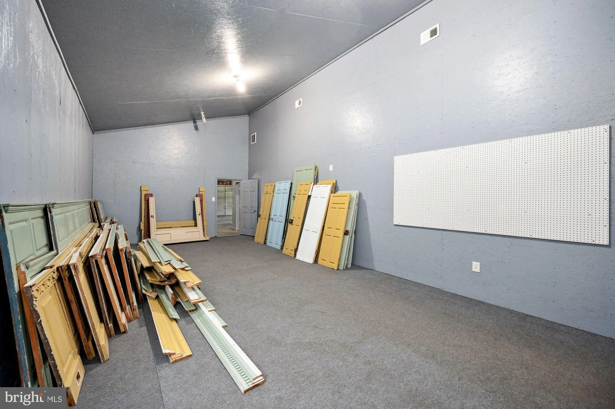 Fredericksburg, Virginia 22405, United States, 2 Bedrooms Bedrooms, ,3 BathroomsBathrooms,Residential,Active,225990