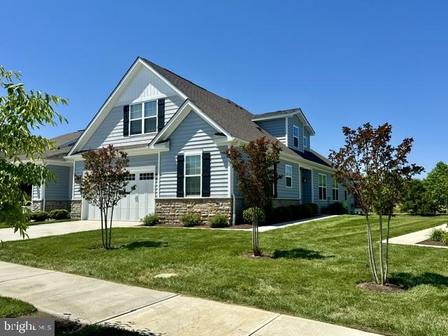 364 MOORINGS CIRCLE 100