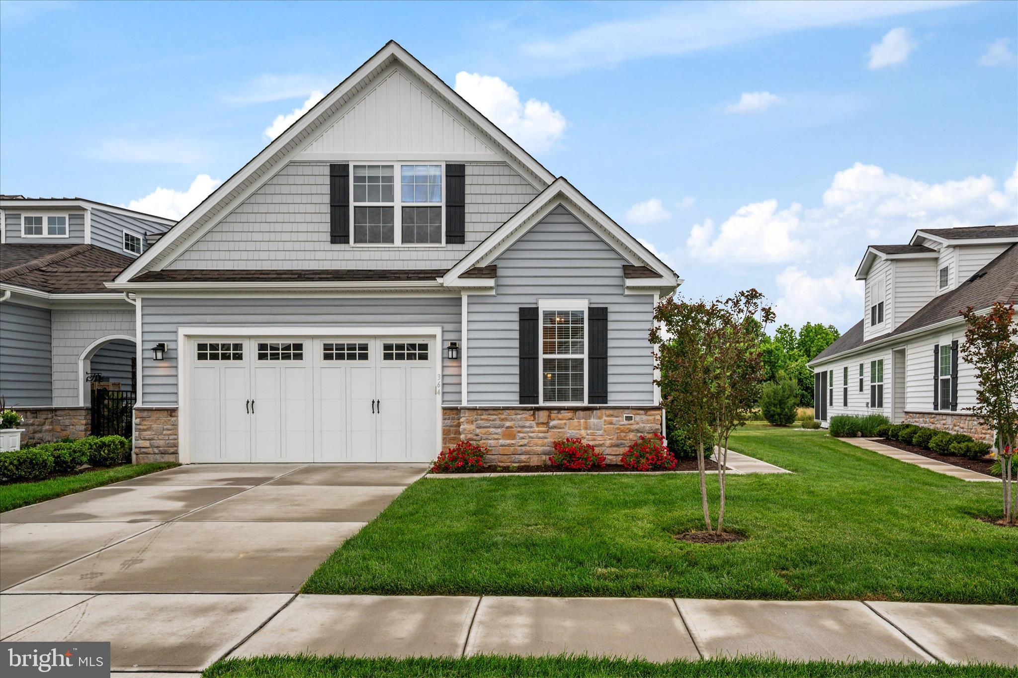 364 MOORINGS CIRCLE 100