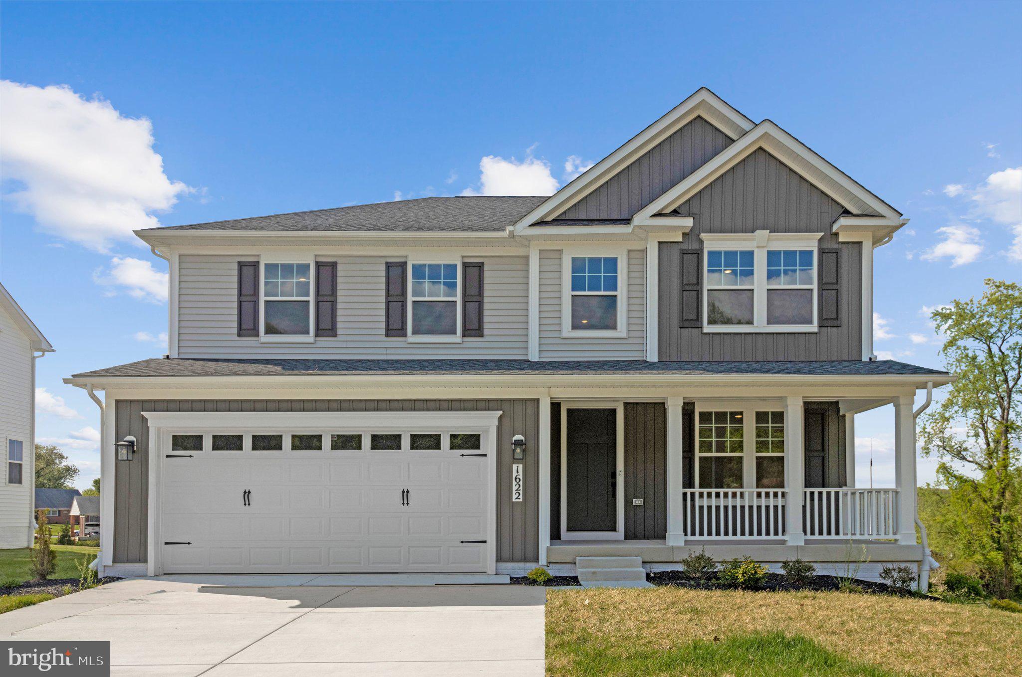 1622 SHADY TREE COURT