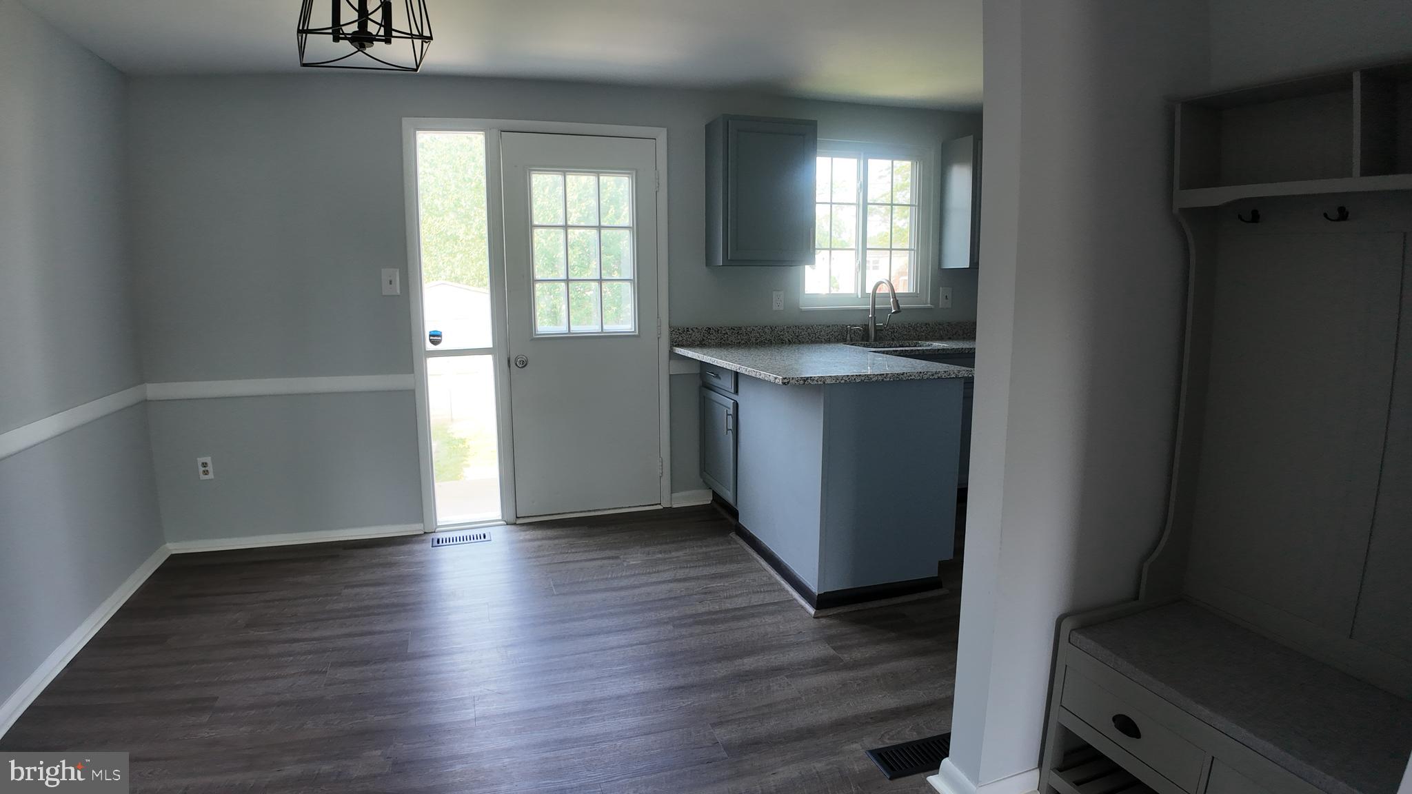 AMBER MEADOWS - Residential Lease