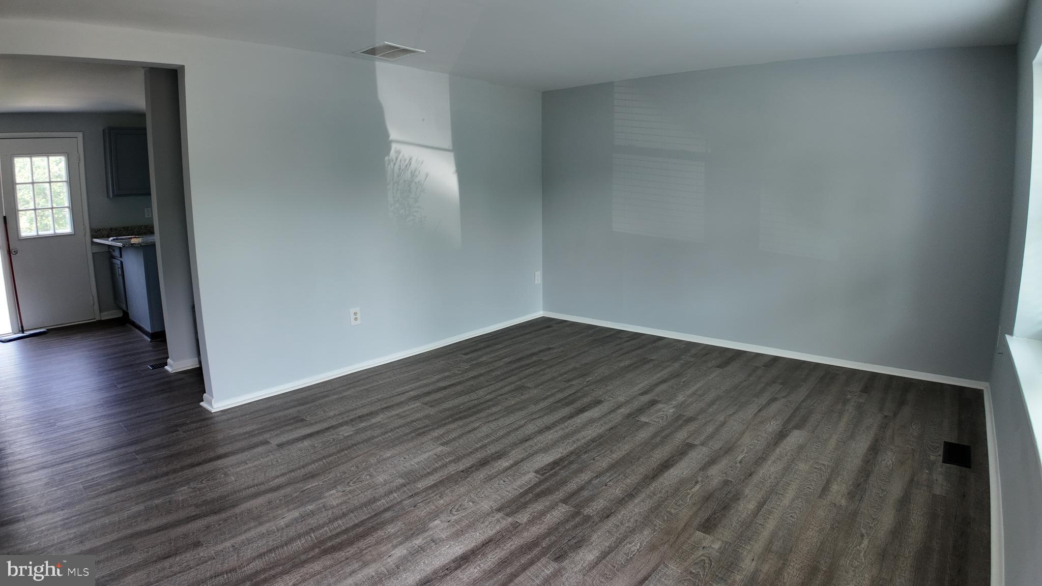 AMBER MEADOWS - Residential Lease