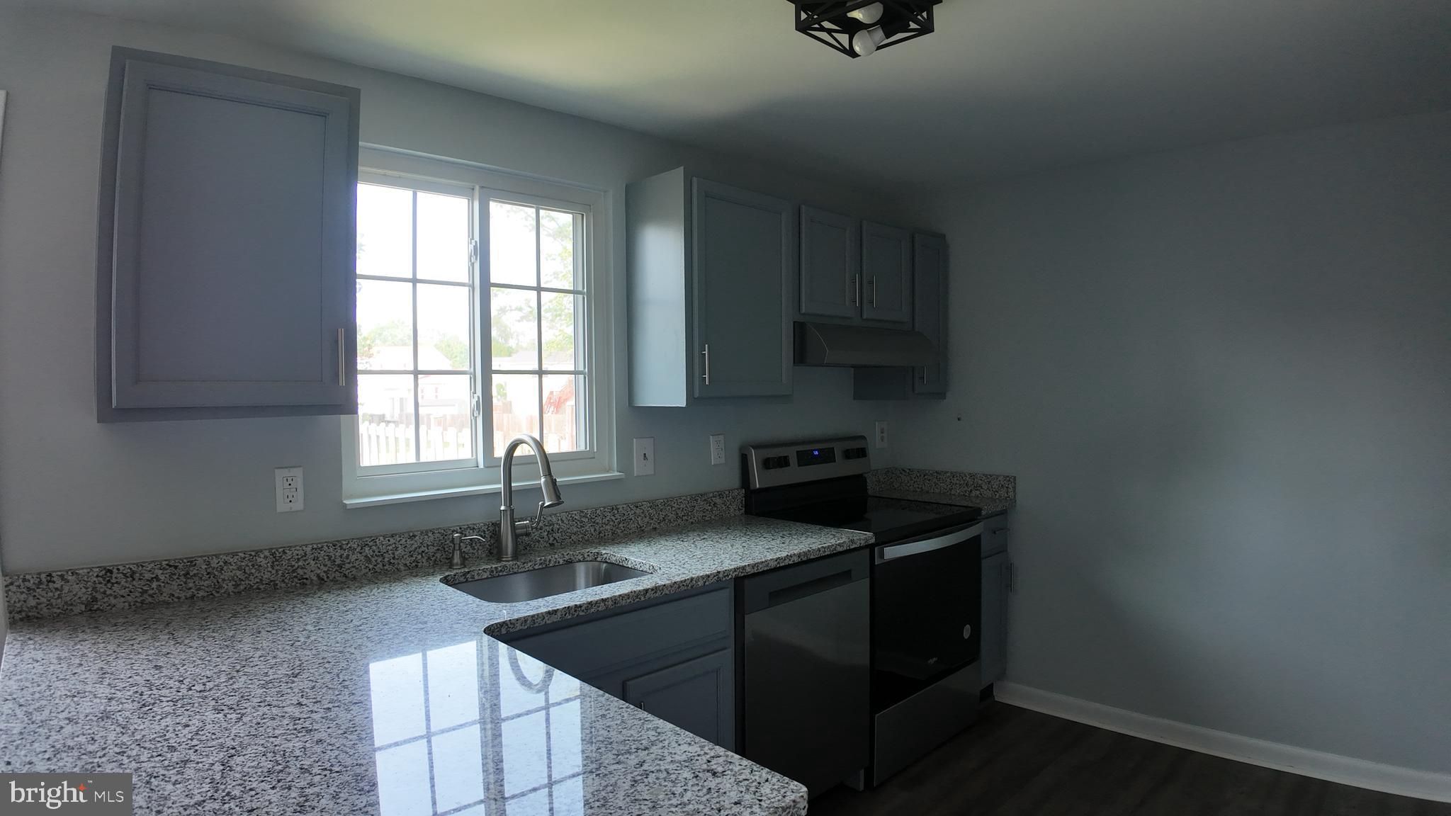 AMBER MEADOWS - Residential Lease