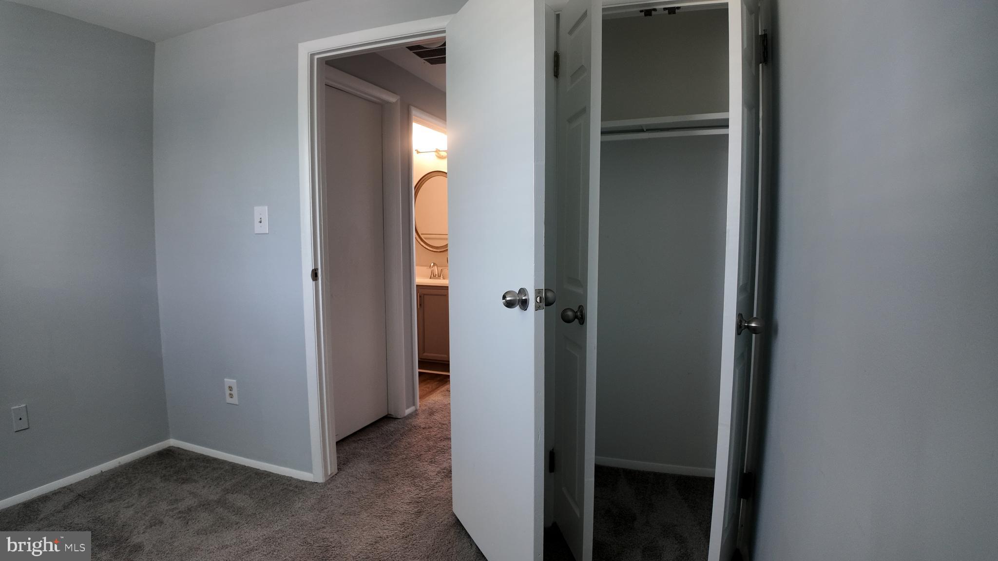 AMBER MEADOWS - Residential Lease