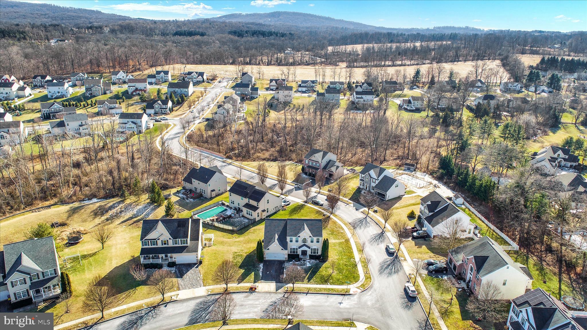 STONEBRIDGE CROSSING - Residential