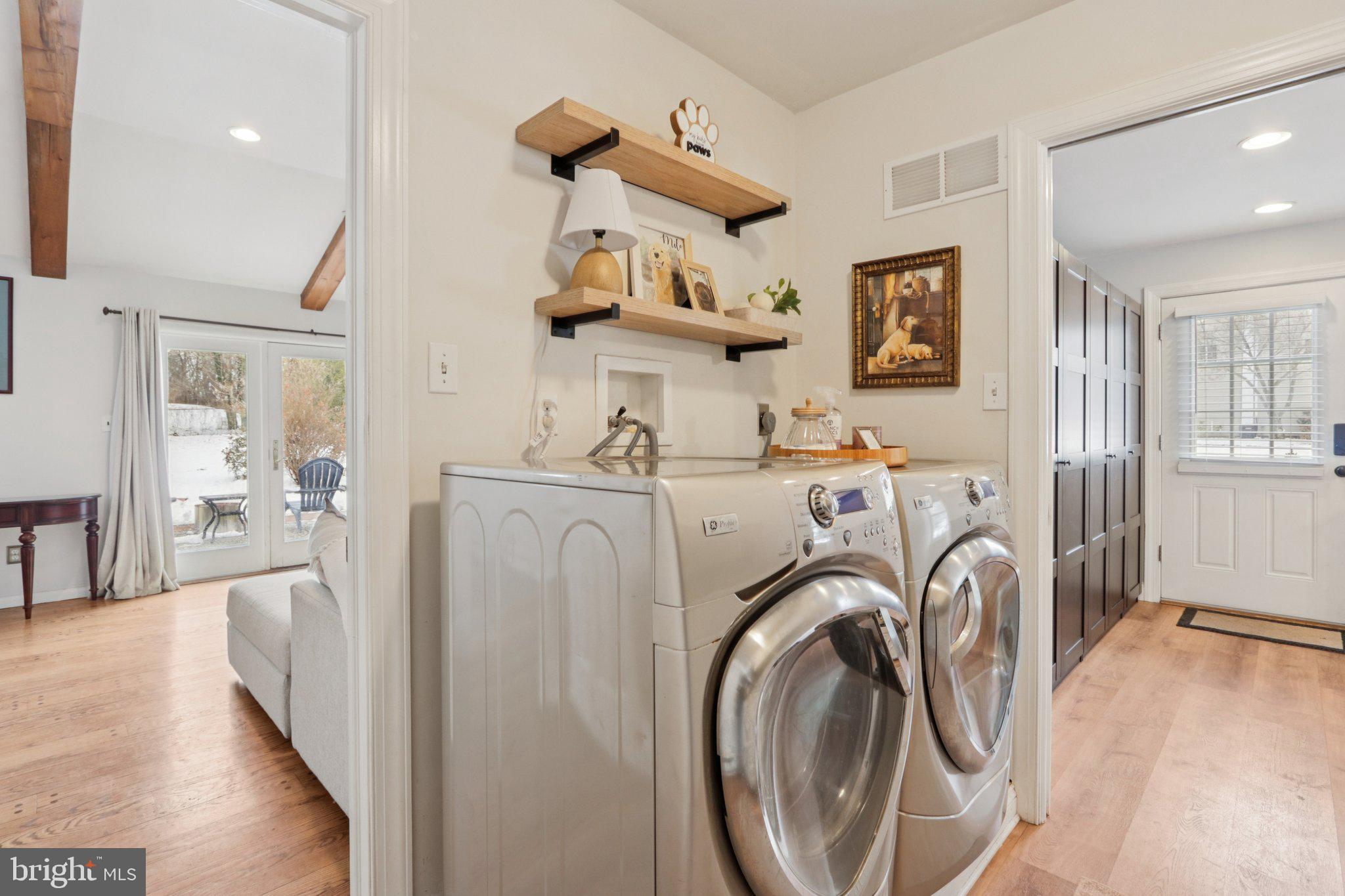 EVANSBURG - Residential