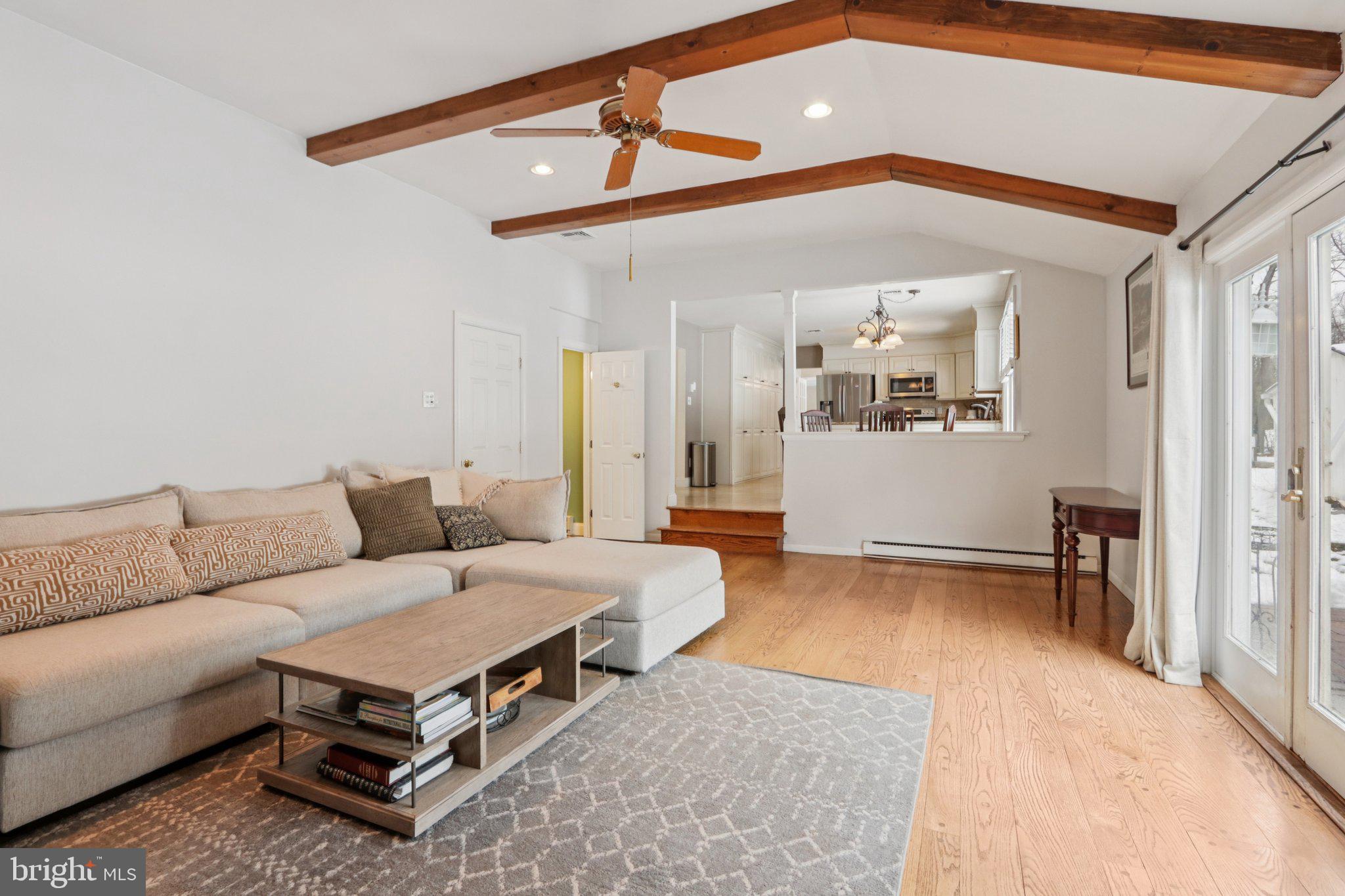 EVANSBURG - Residential