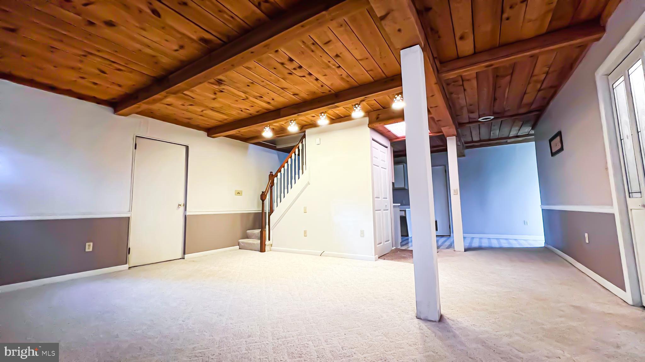 CRESAPTOWN - Residential