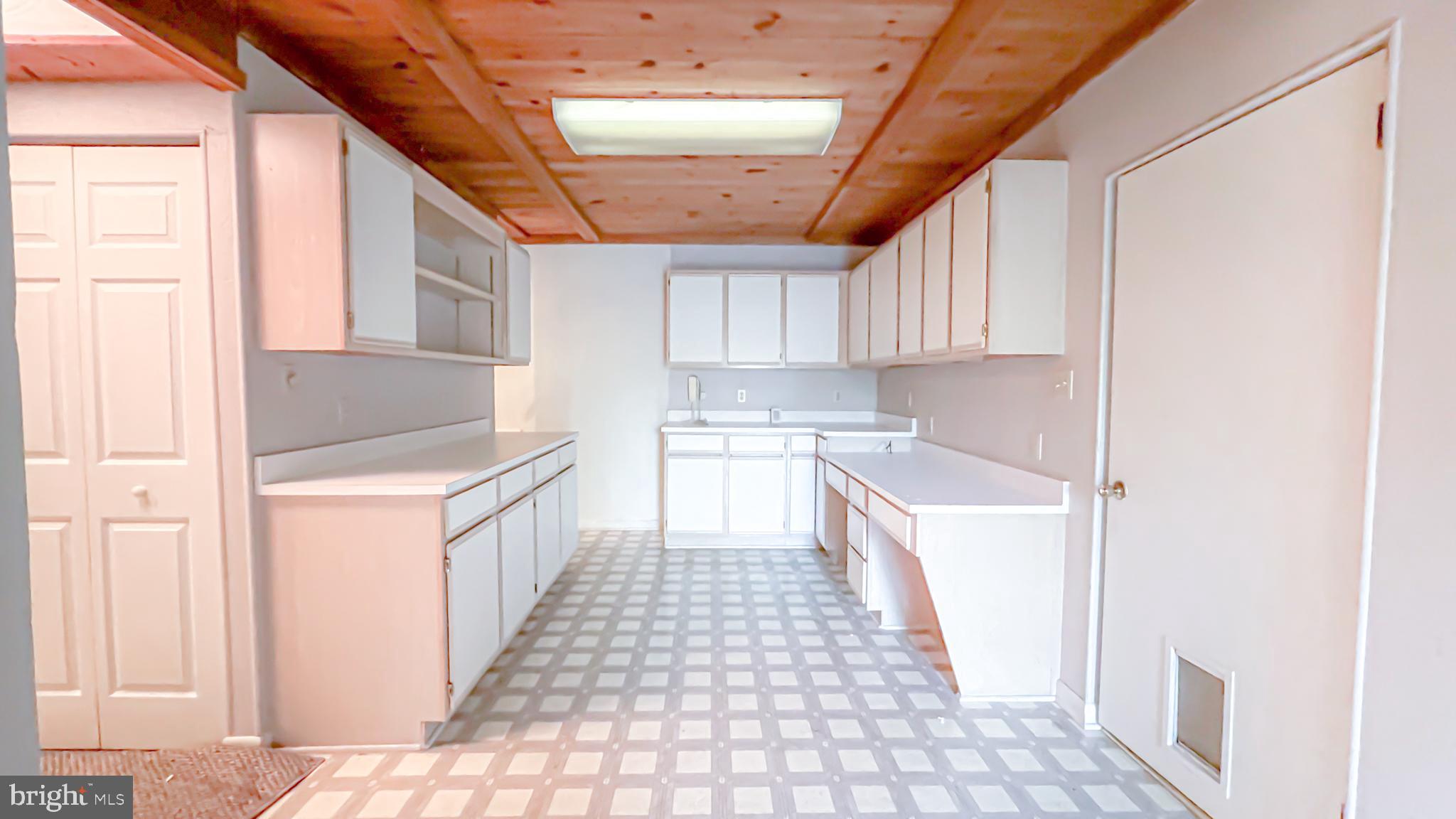 CRESAPTOWN - Residential