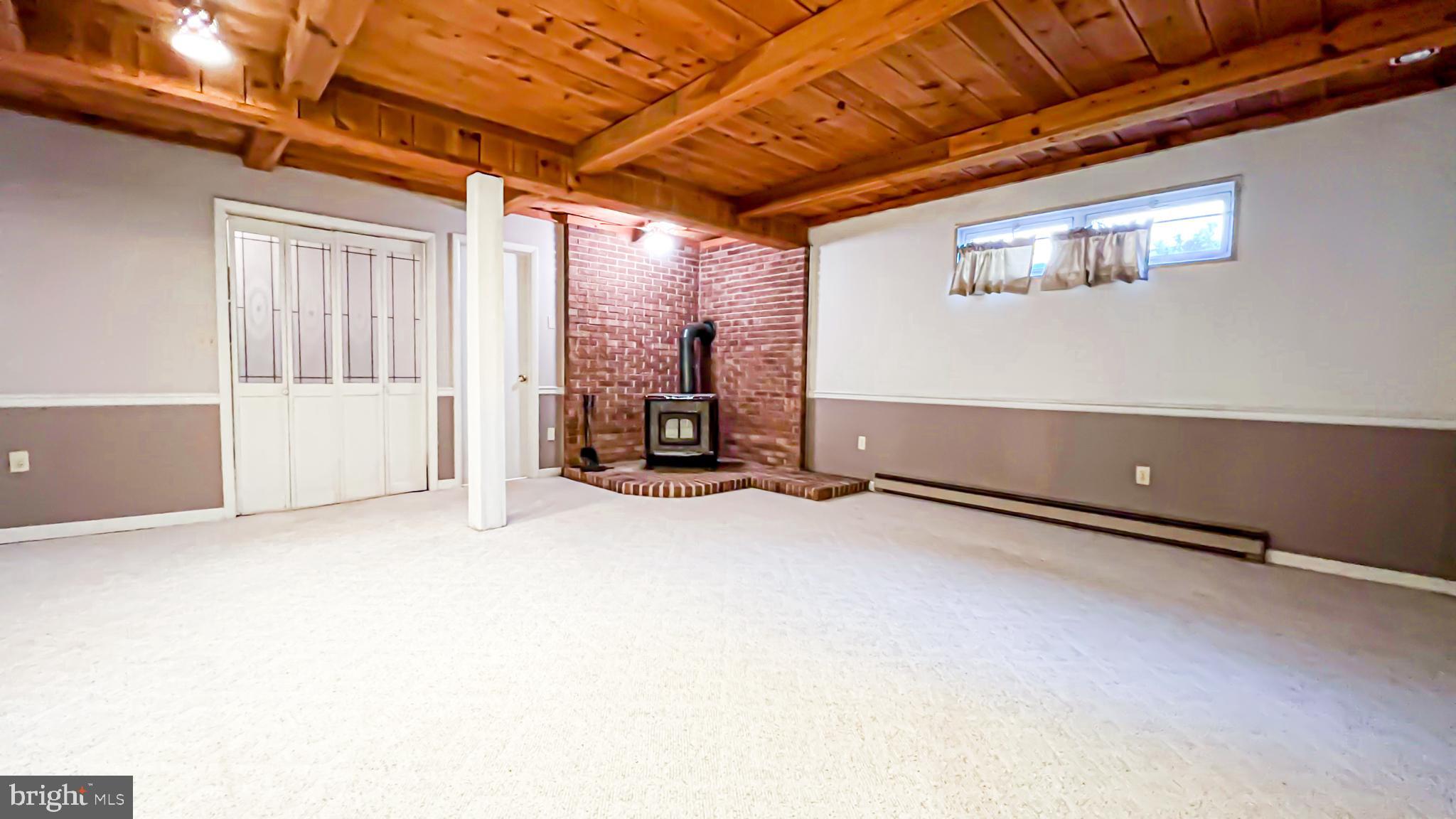 CRESAPTOWN - Residential