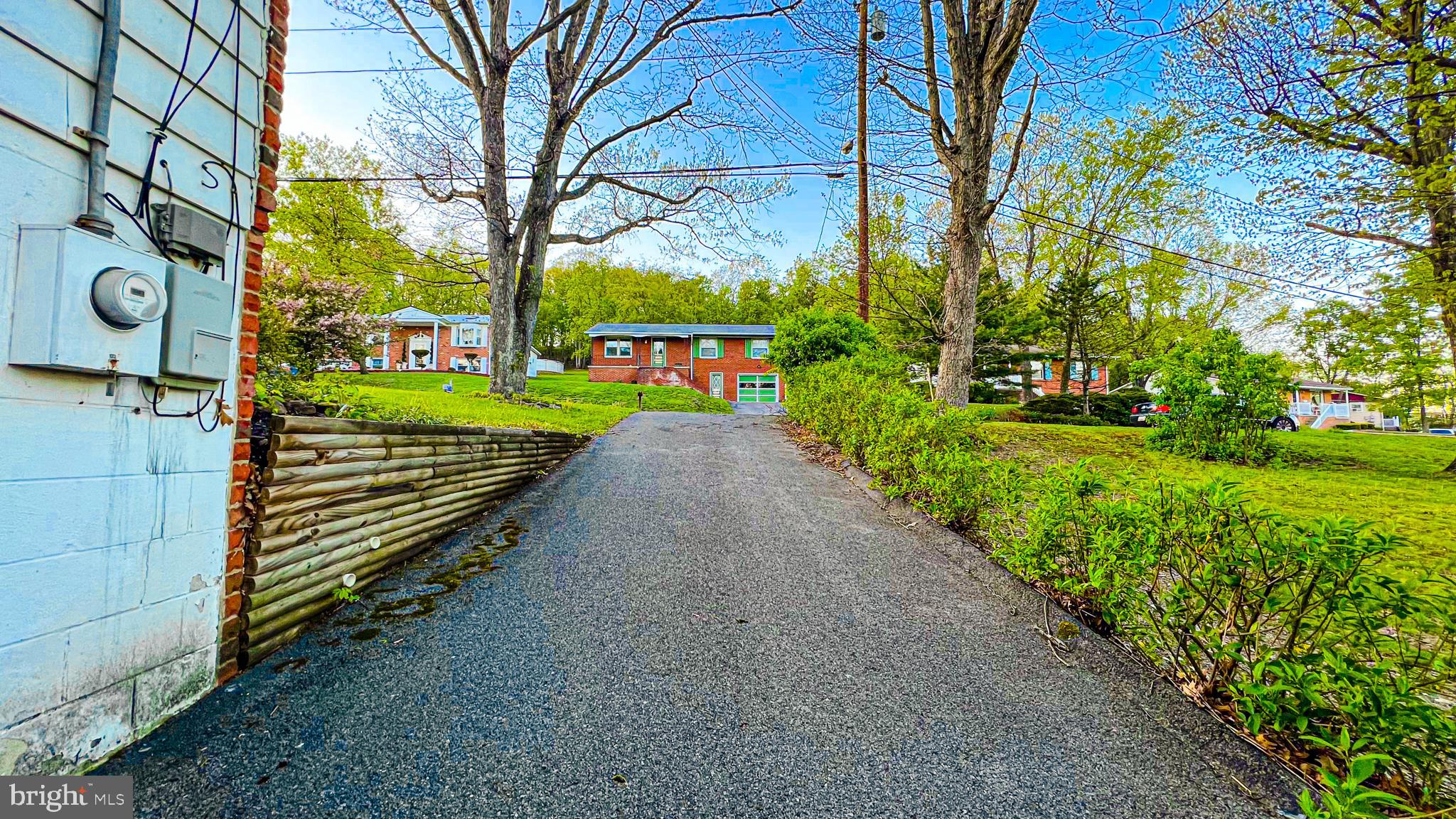 CRESAPTOWN - Residential