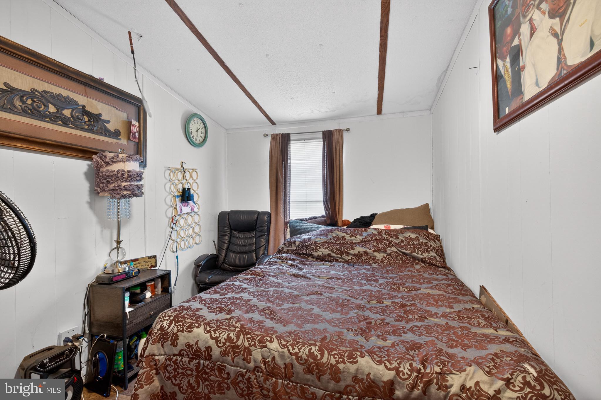 VILLAGE BROOK - Residential