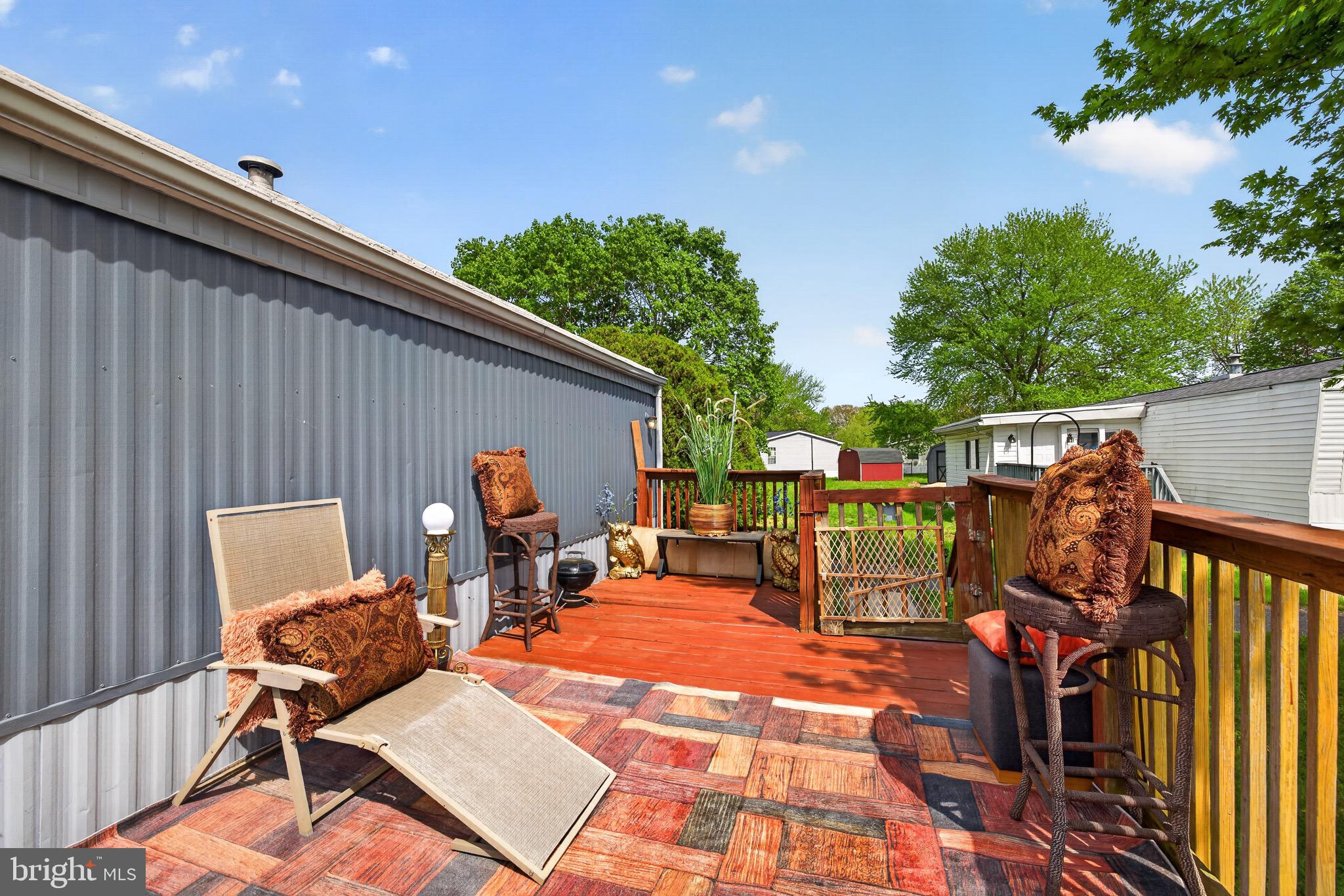 VILLAGE BROOK - Residential