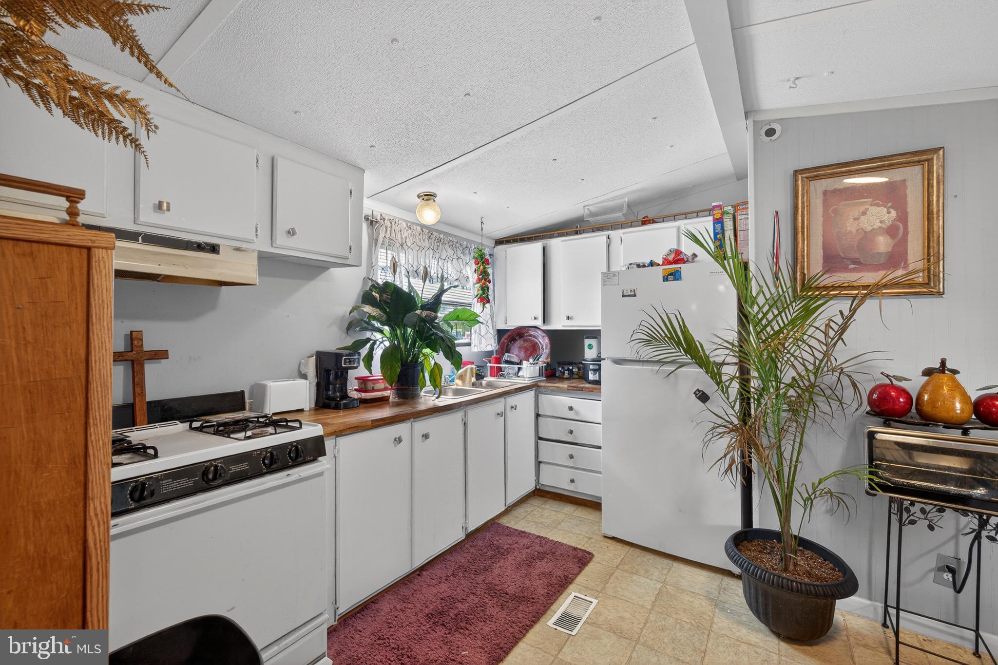 732 CLEAVER FARMS ROAD 732