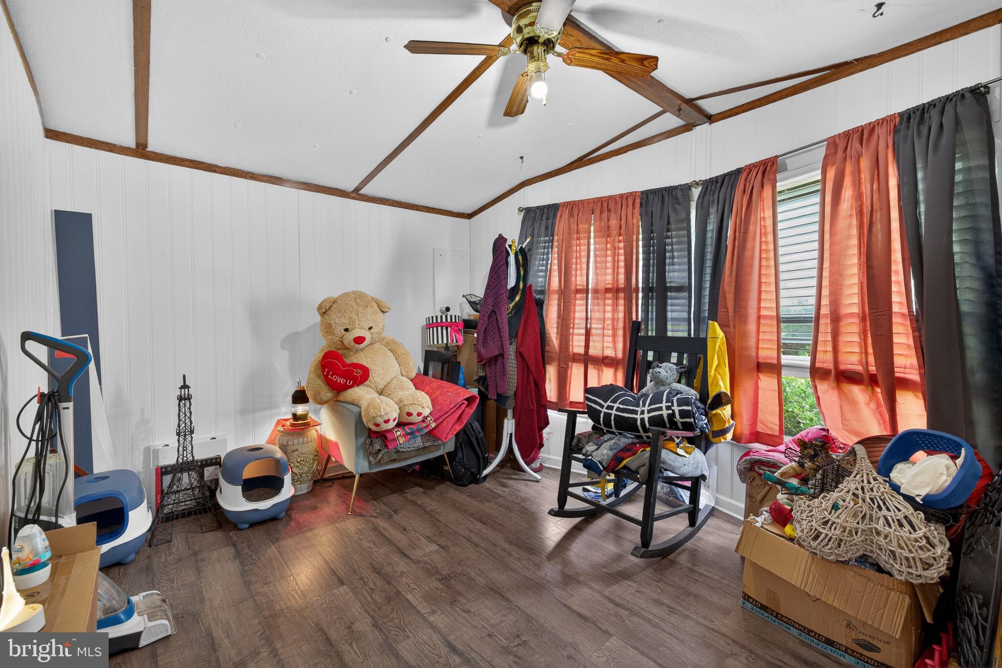 VILLAGE BROOK - Residential