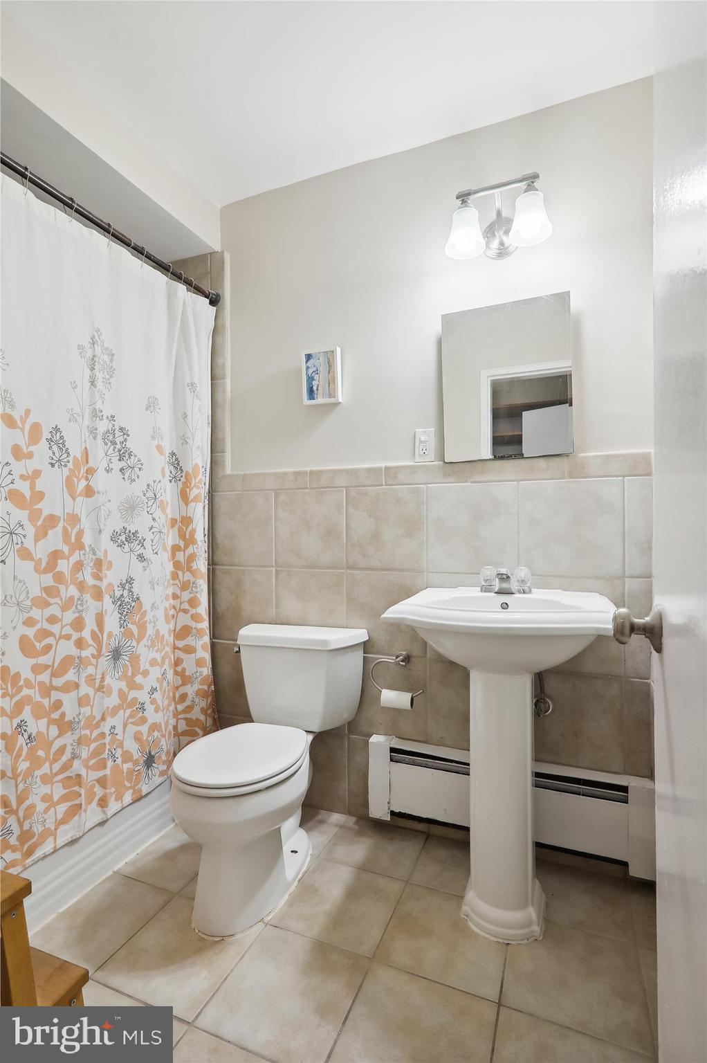 THE TAKOMA - Residential Lease