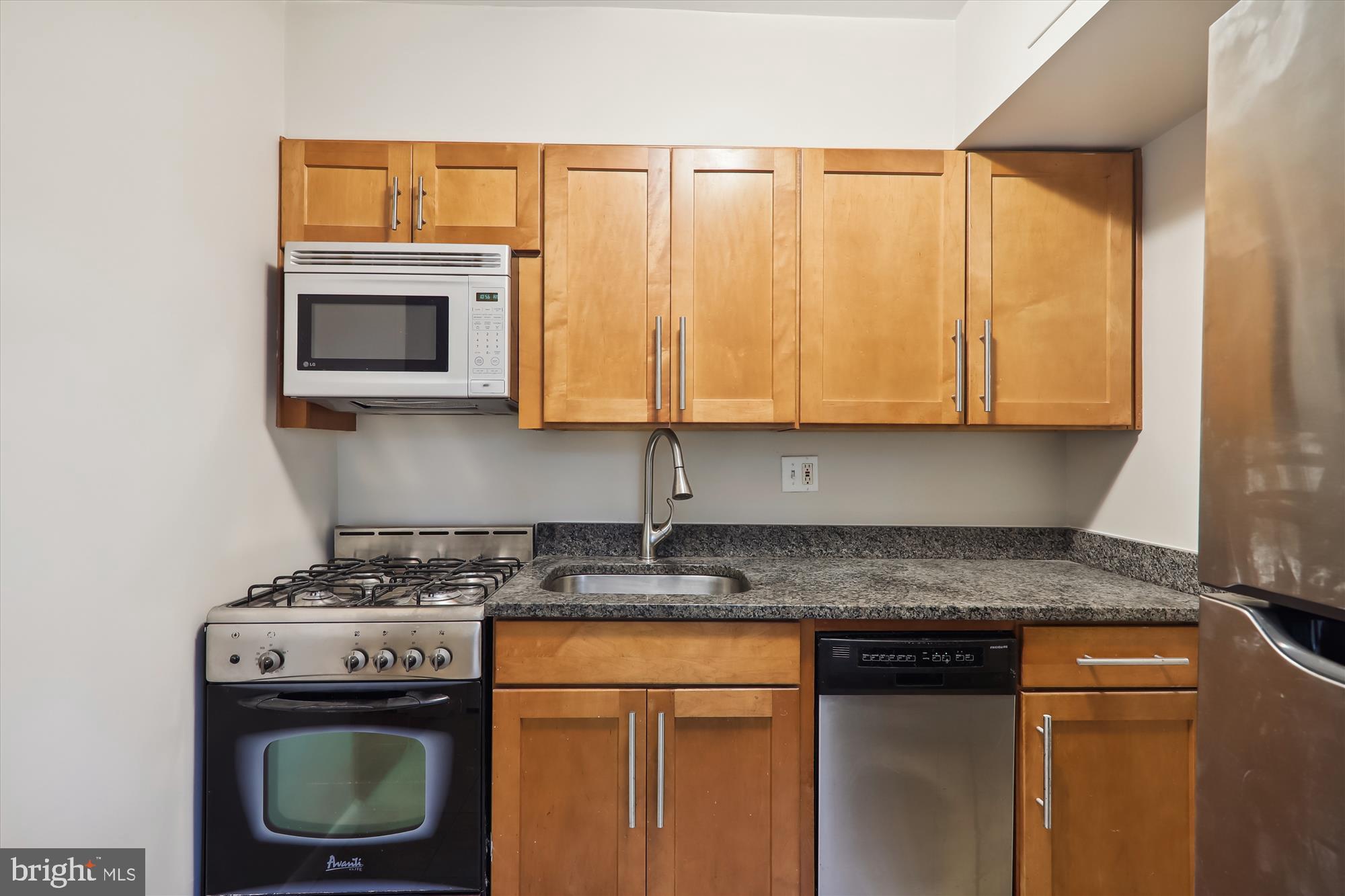 THE TAKOMA - Residential Lease