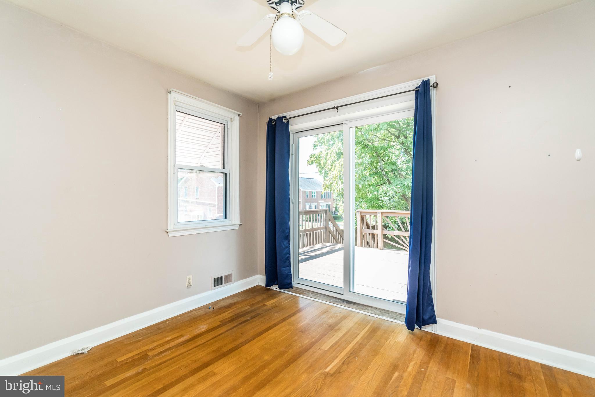 PARKVILLE - Residential