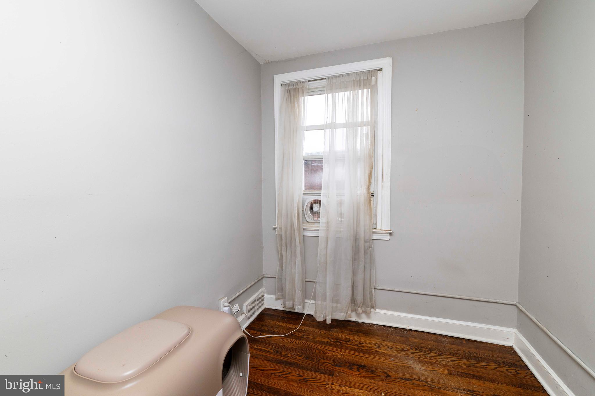 MAYFAIR - Residential