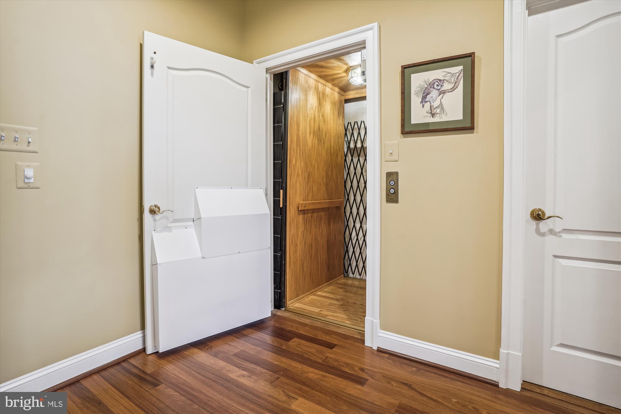 TIMBERLAKE ESTATES - Residential